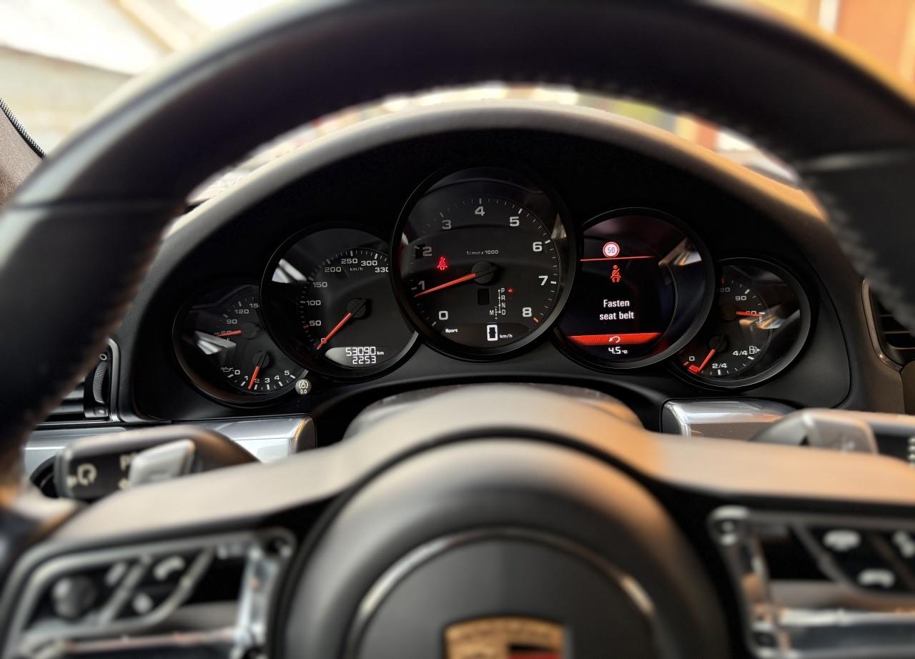 2018 Porsche 991 Carrera, čierna kupé, 53 090 km