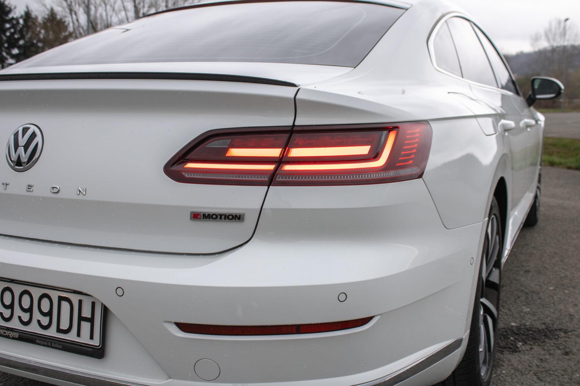2018 Volkswagen Arteon, biela sedan, 106 961 km