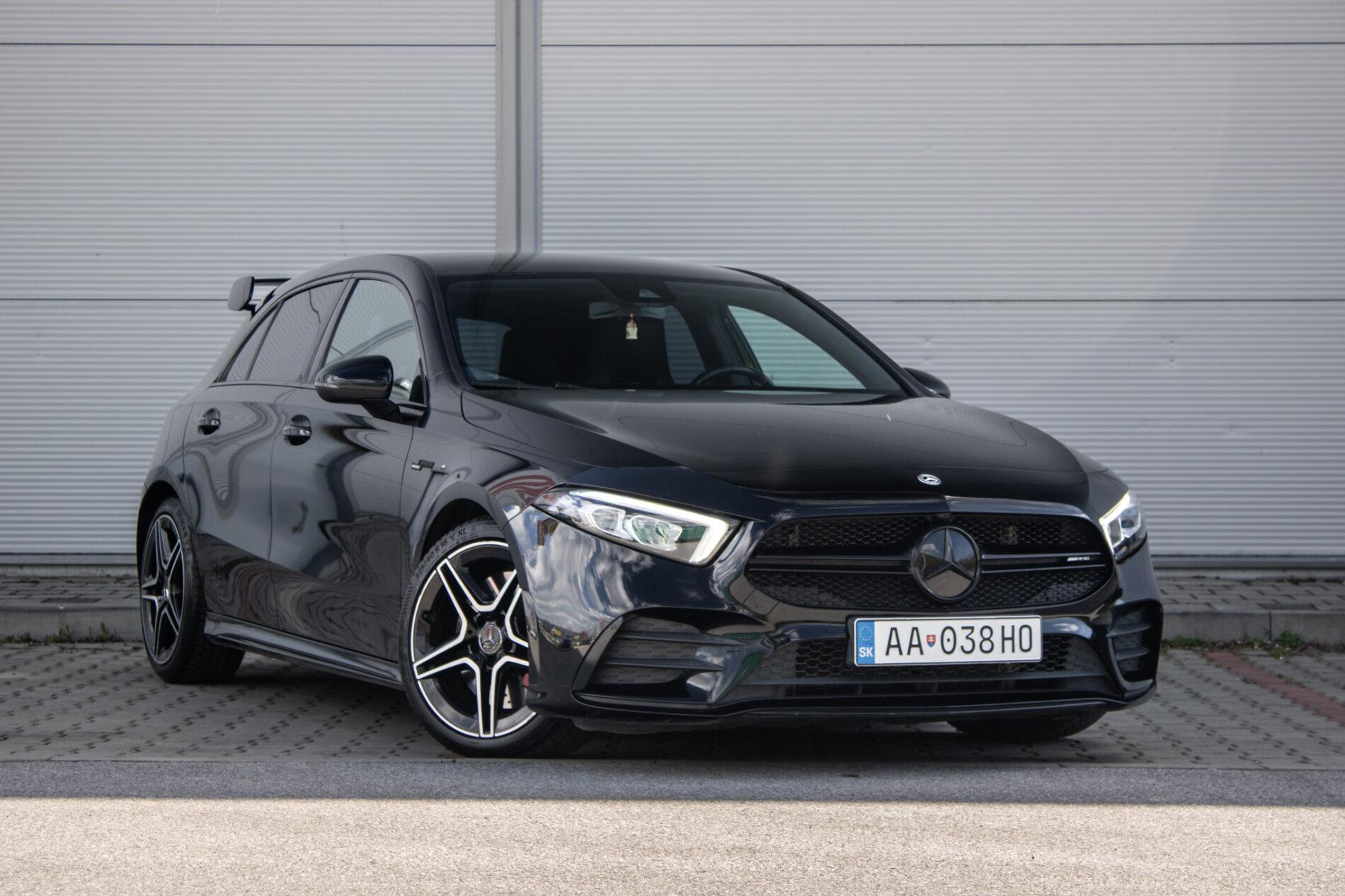 2019 Mercedes-Benz A 35 AMG, čierna sedan, 60 541 km