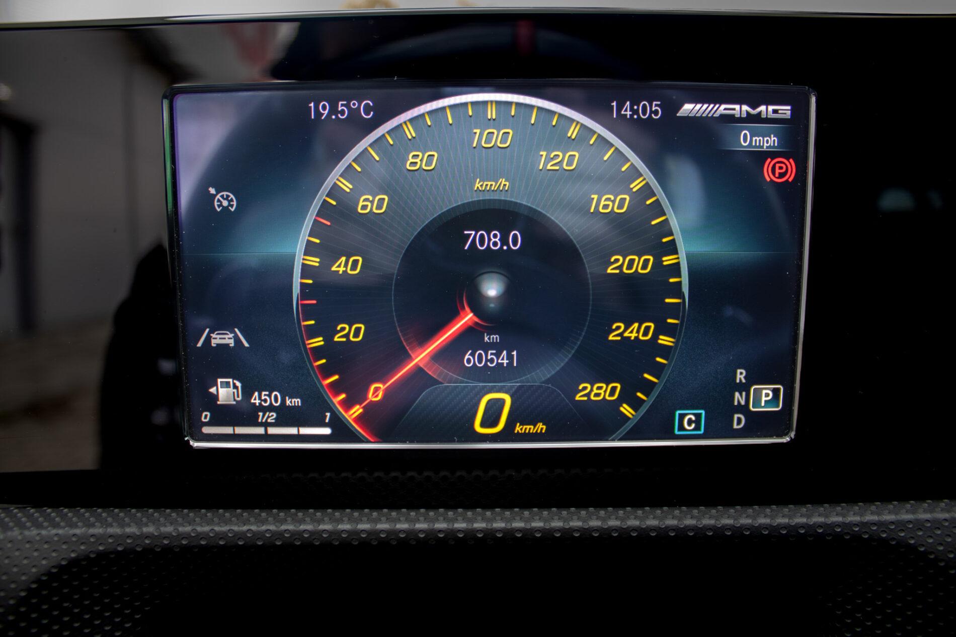 2019 Mercedes-Benz A 35 AMG, čierna sedan, 60 541 km