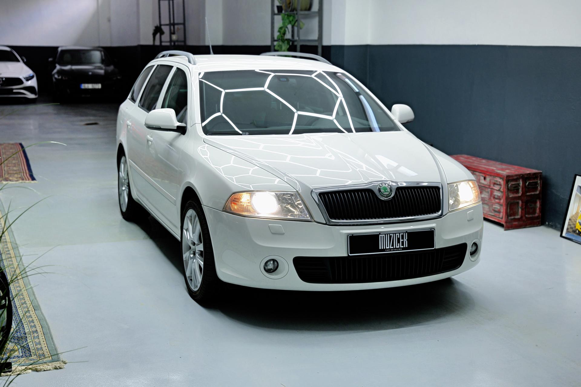 2009 Skoda Octavia RS mk2 combi, biela kombi, 129 910 km