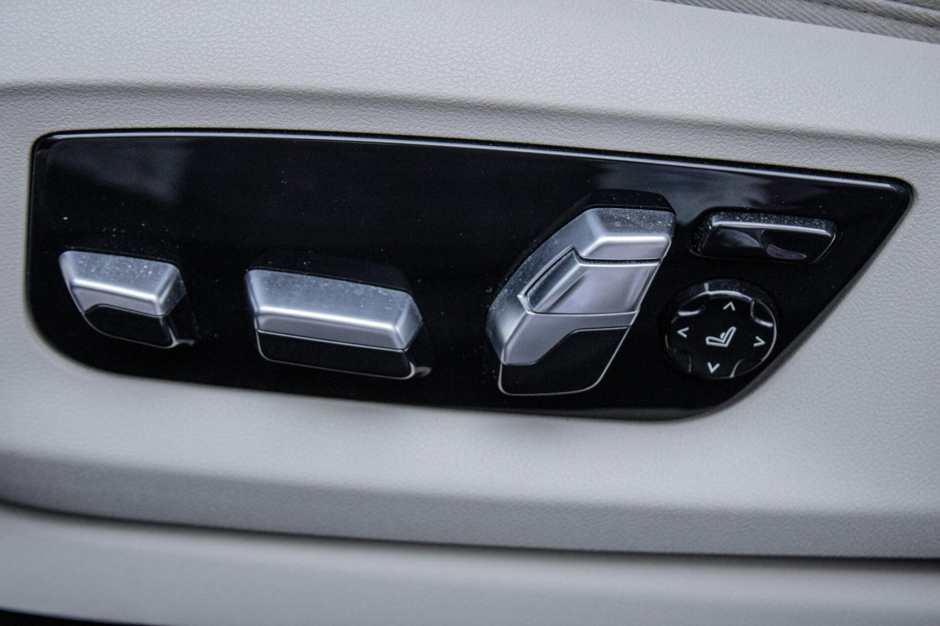 2018 BMW 640d, čierna, 141 732 km