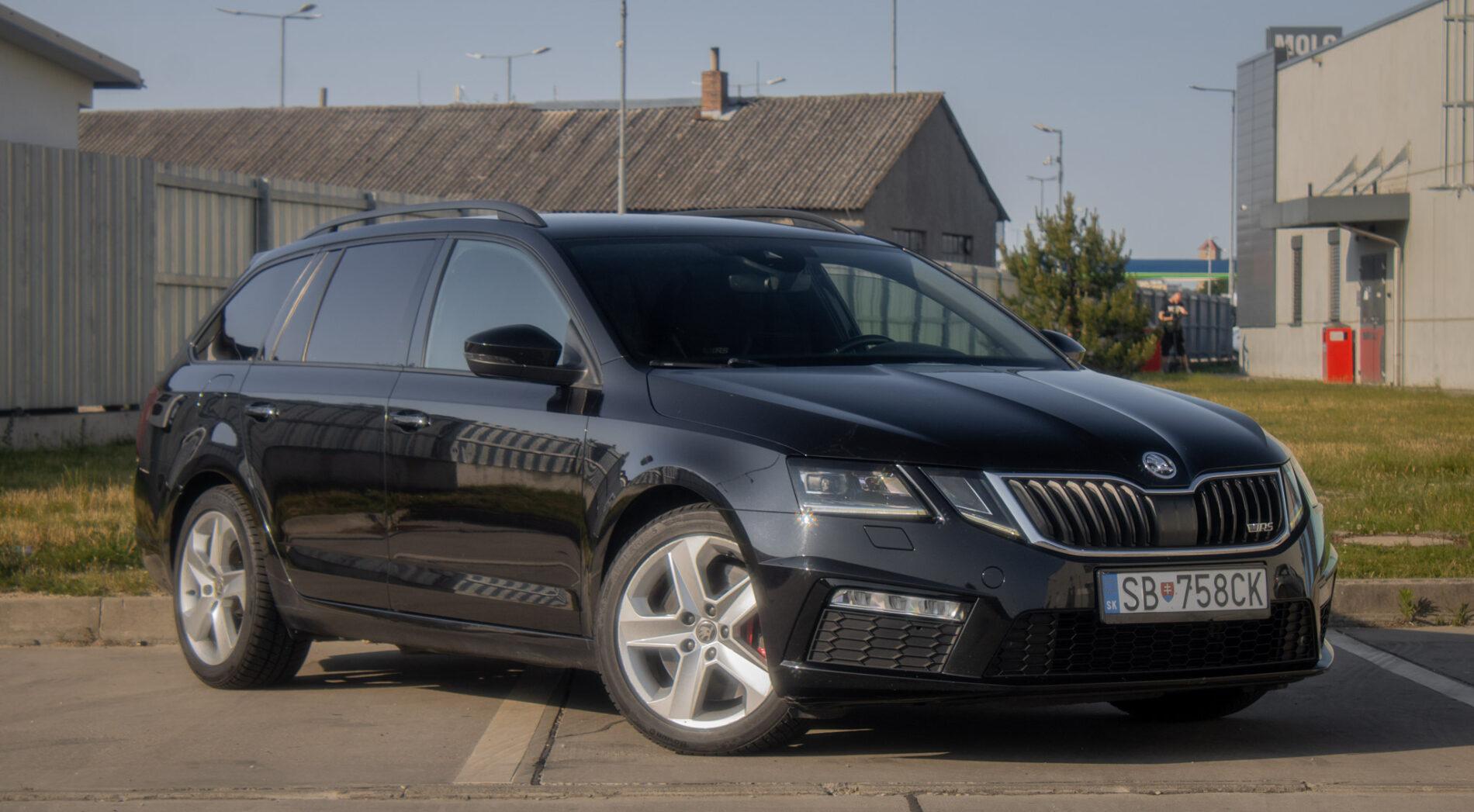 2018 Skoda Octavia RS, čierna kombi, 223 705 km