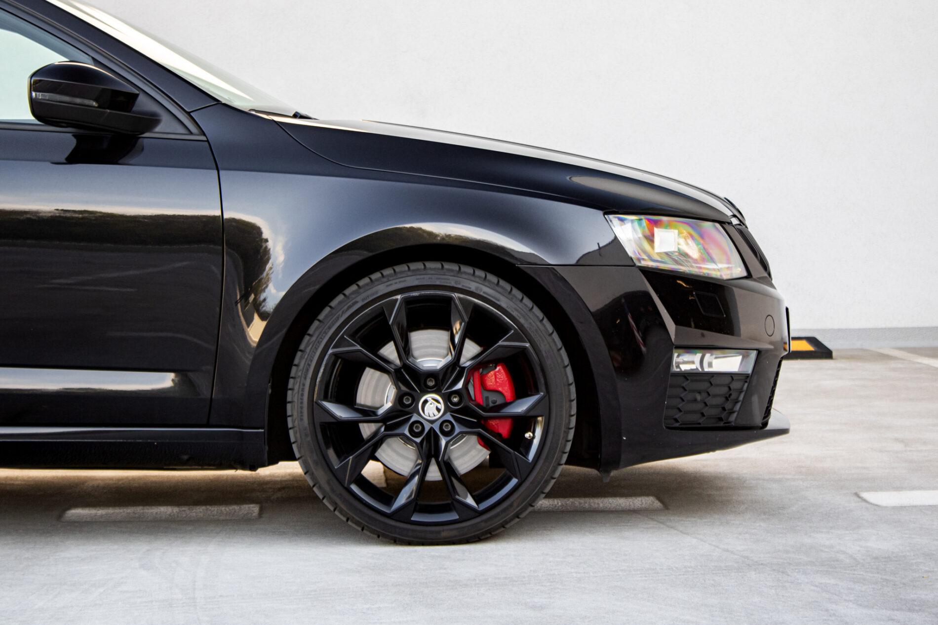 2016 Skoda Octavia RS, čierna sedan, 227 447 km