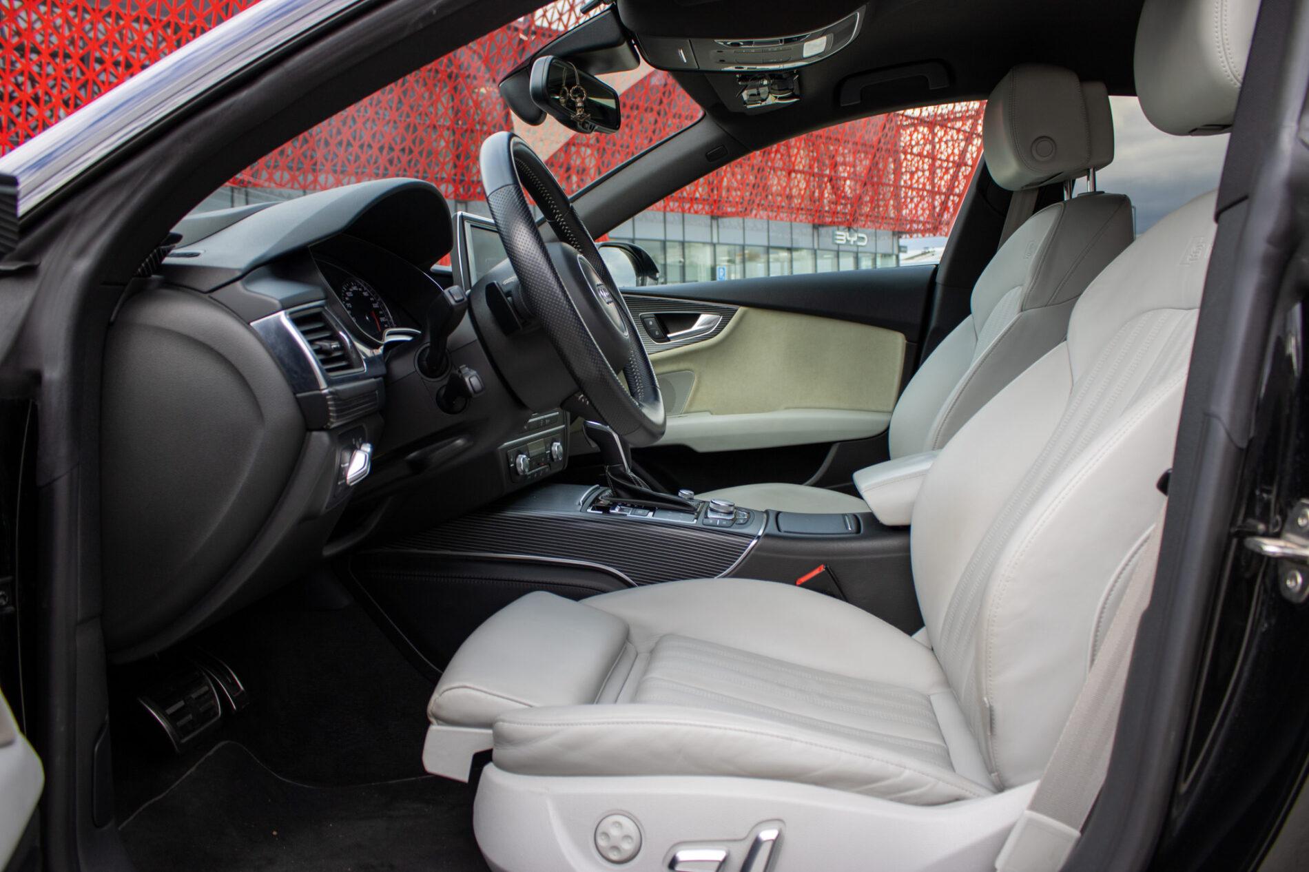 2017 AUDI A7, čierna hatchback, 95 370 km