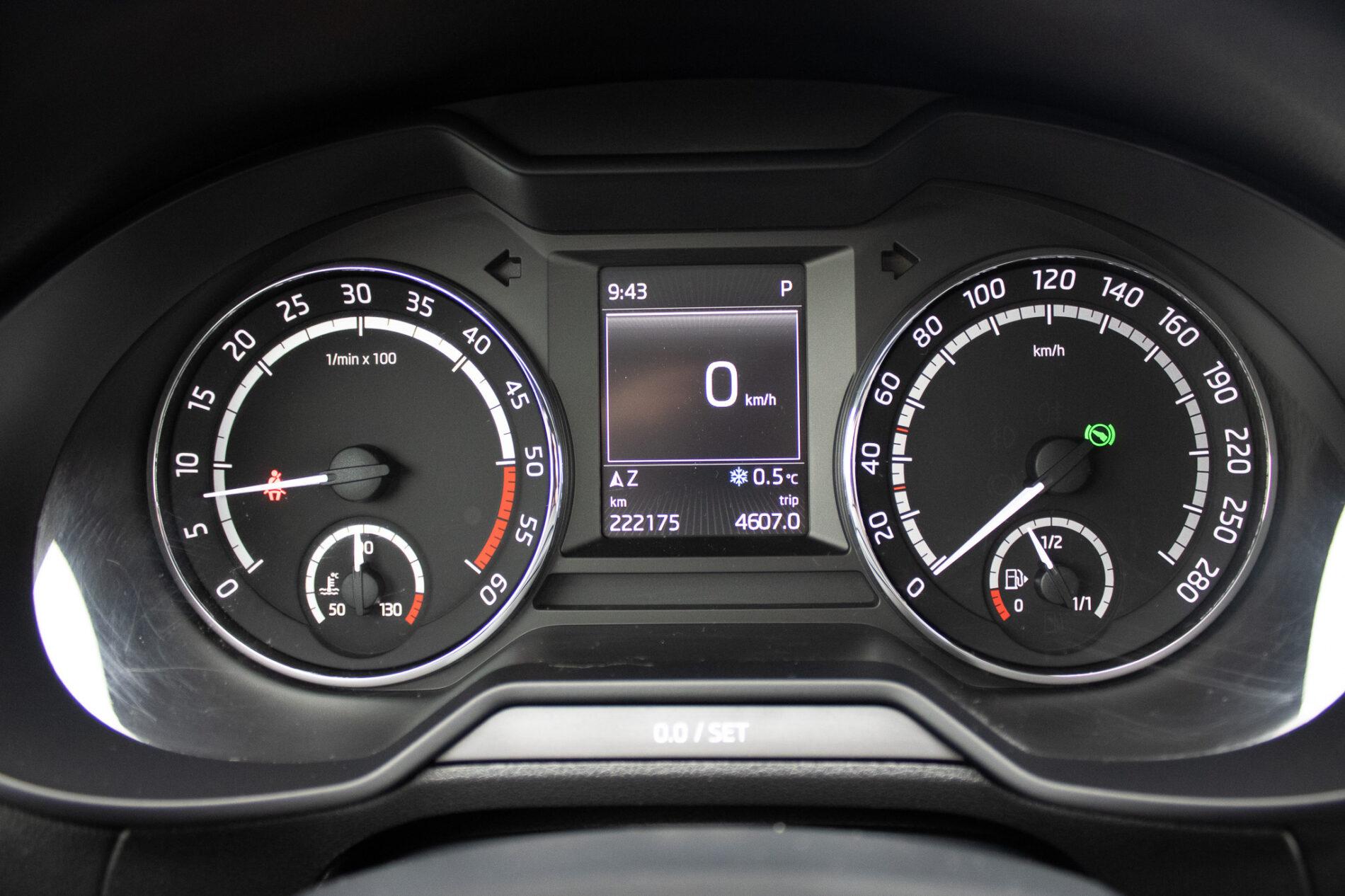 2013 Skoda Octavia RS, biela kombi, 222 175 km