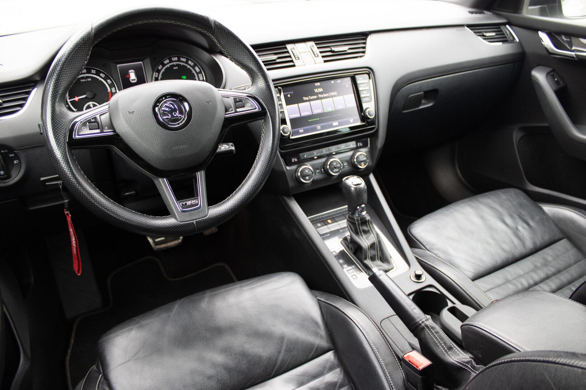 2013 Skoda Octavia RS, biela kombi, 222 175 km