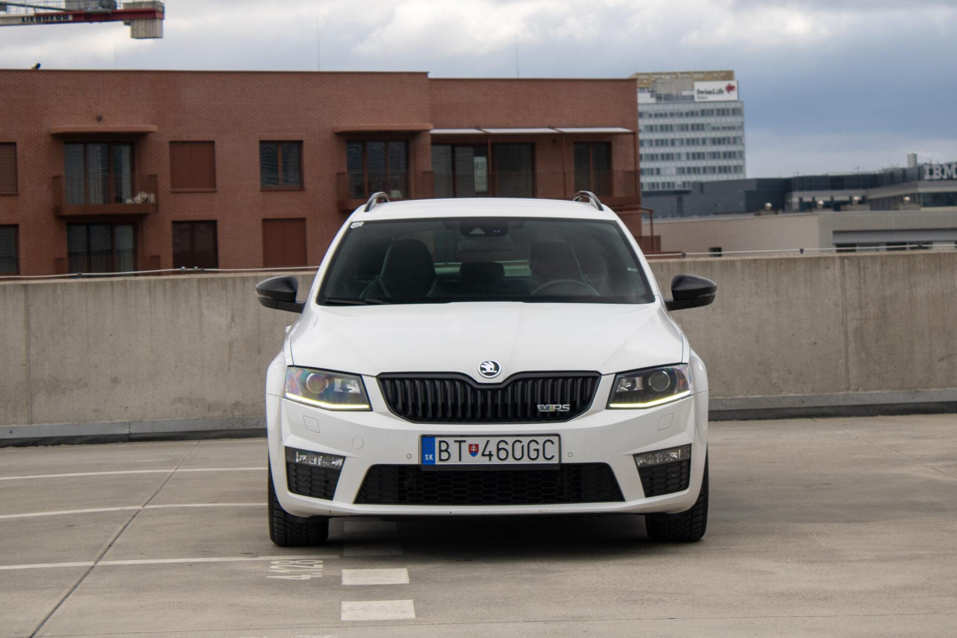 2013 Skoda Octavia RS, biela kombi, 222 175 km