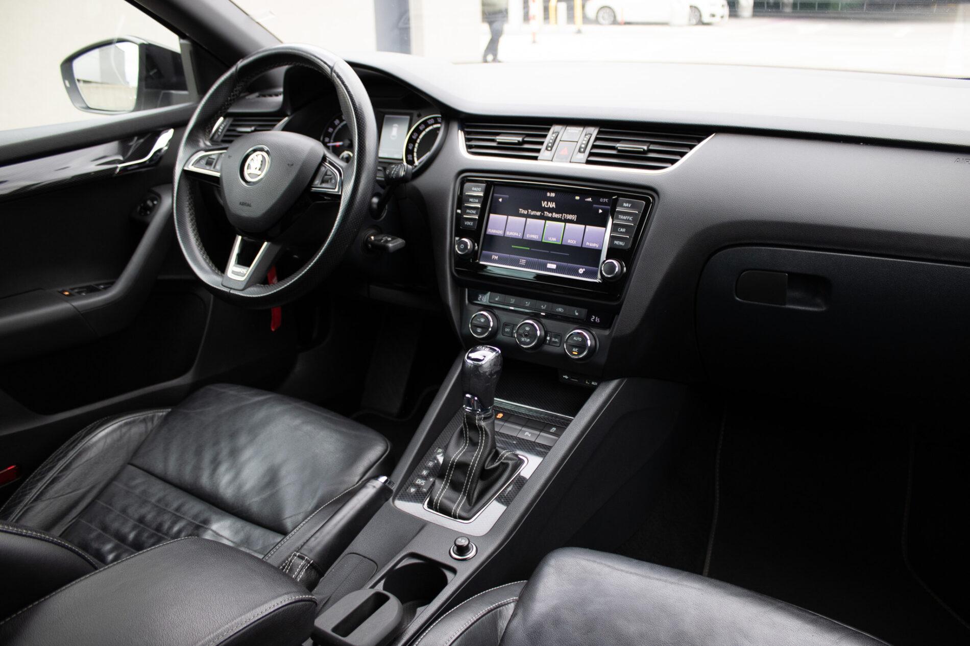 2013 Skoda Octavia RS, biela kombi, 222 175 km