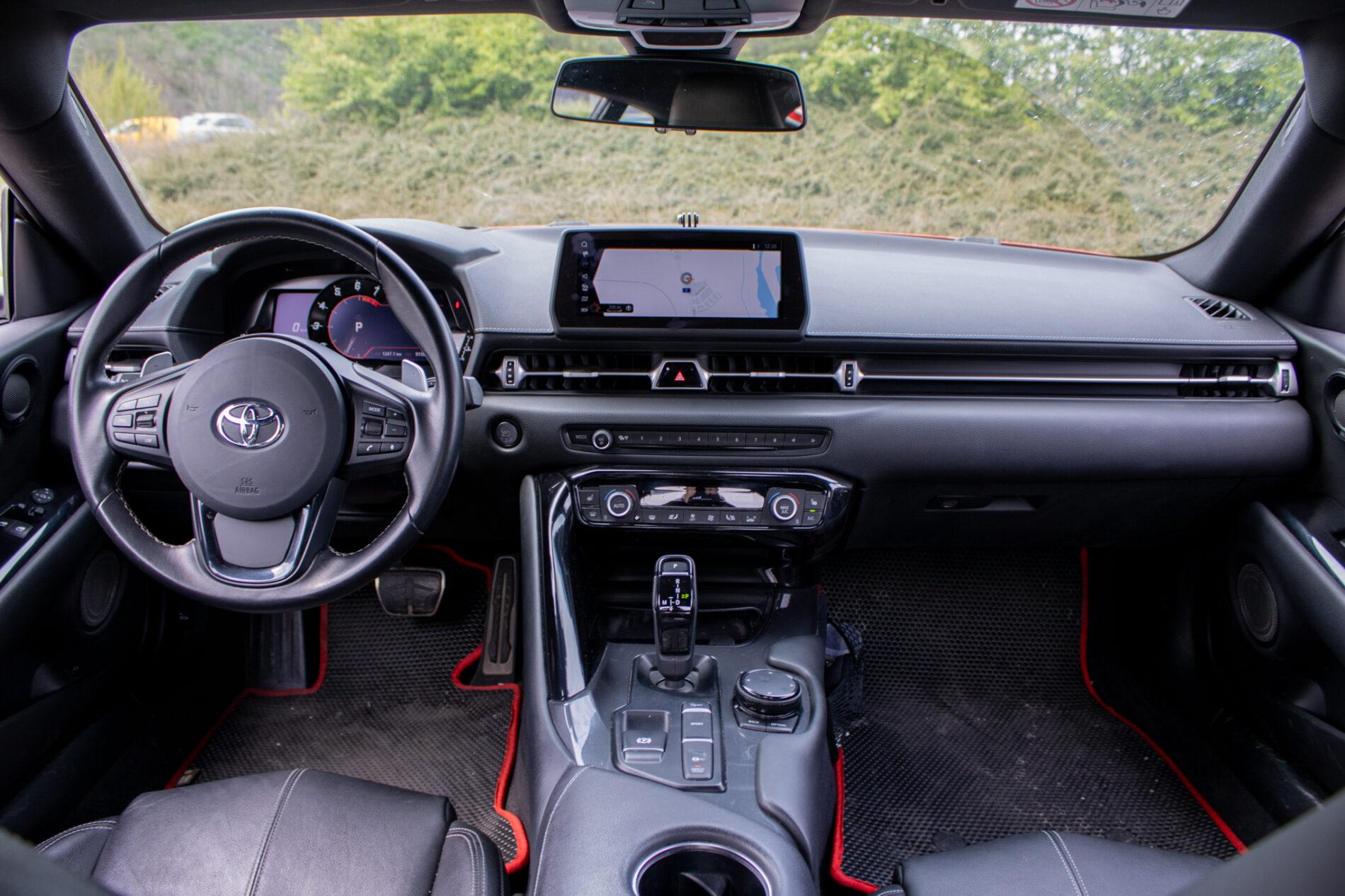2021 Toyota GR Supra, červená kupé, 91 509 km