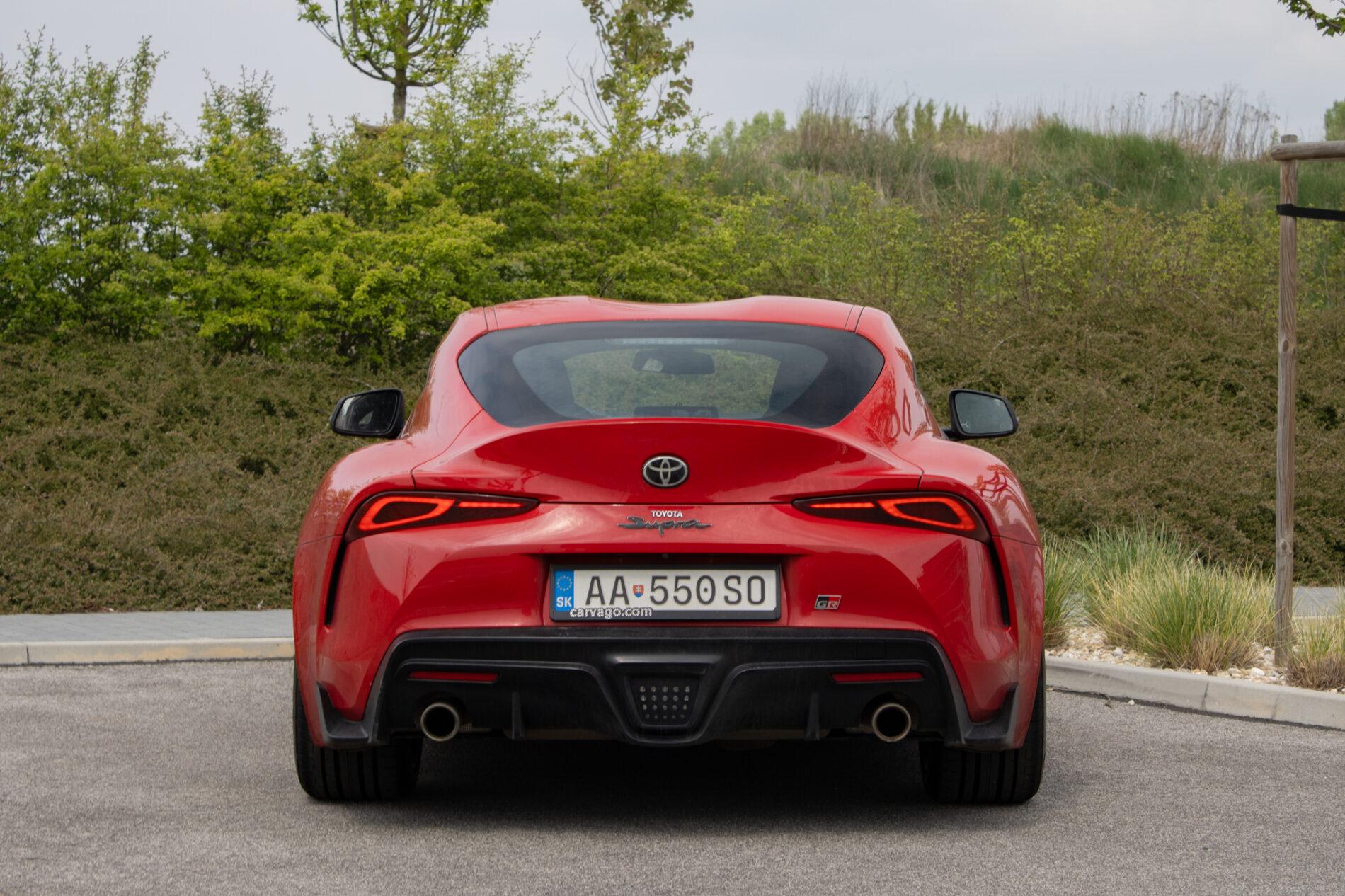 2021 Toyota GR Supra, červená kupé, 91 509 km