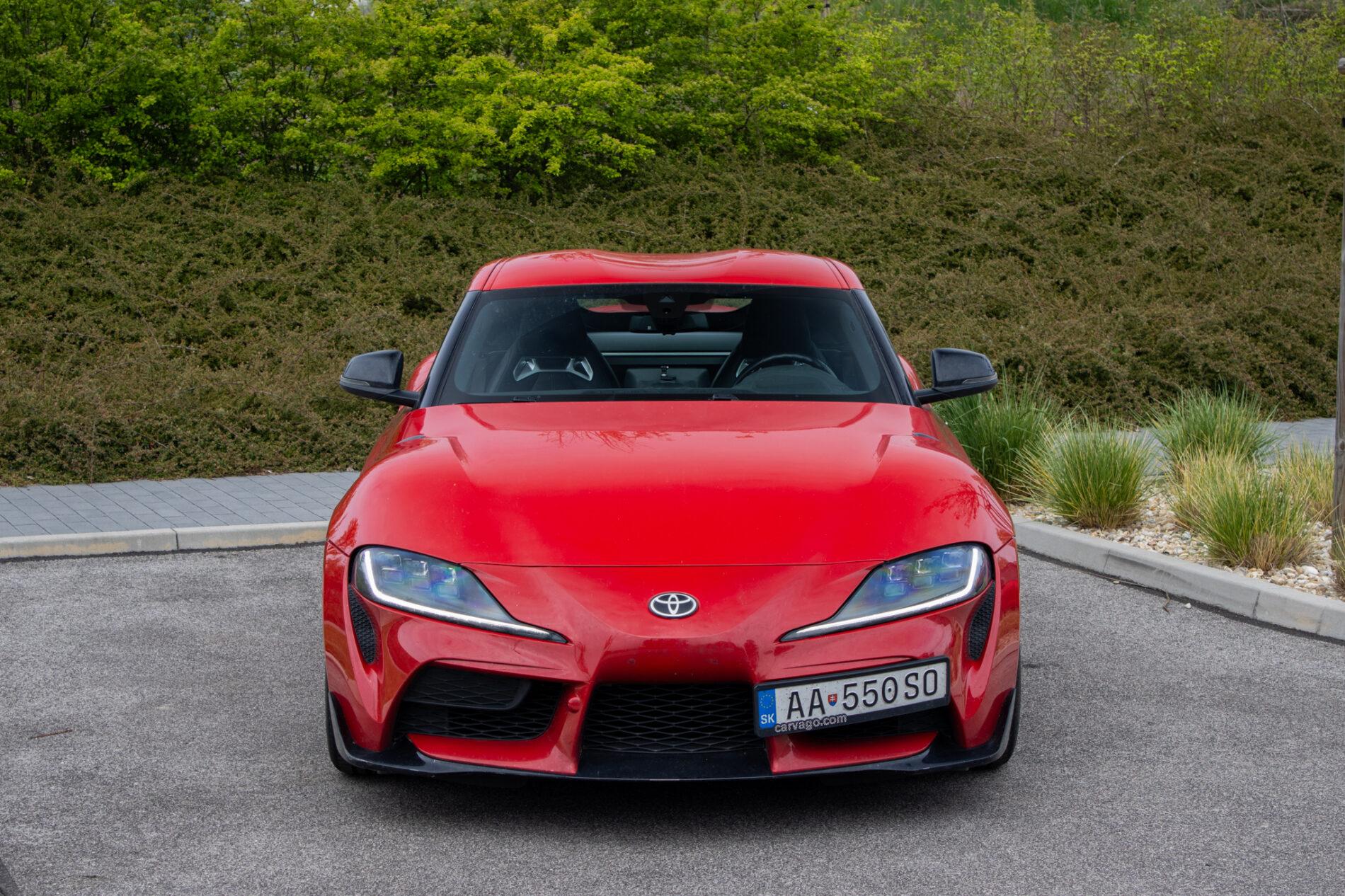 2021 Toyota GR Supra, červená kupé, 91 509 km