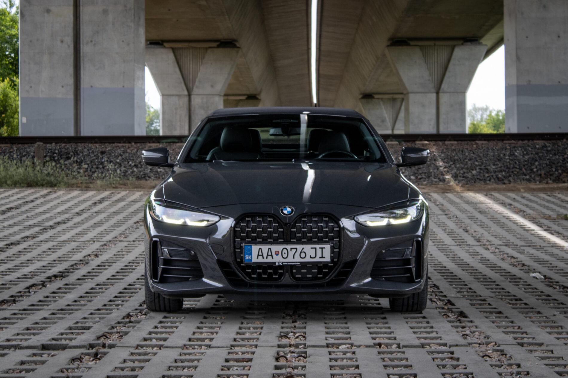 2023 BMW M440i, sivá kabriolet, 23 747 km