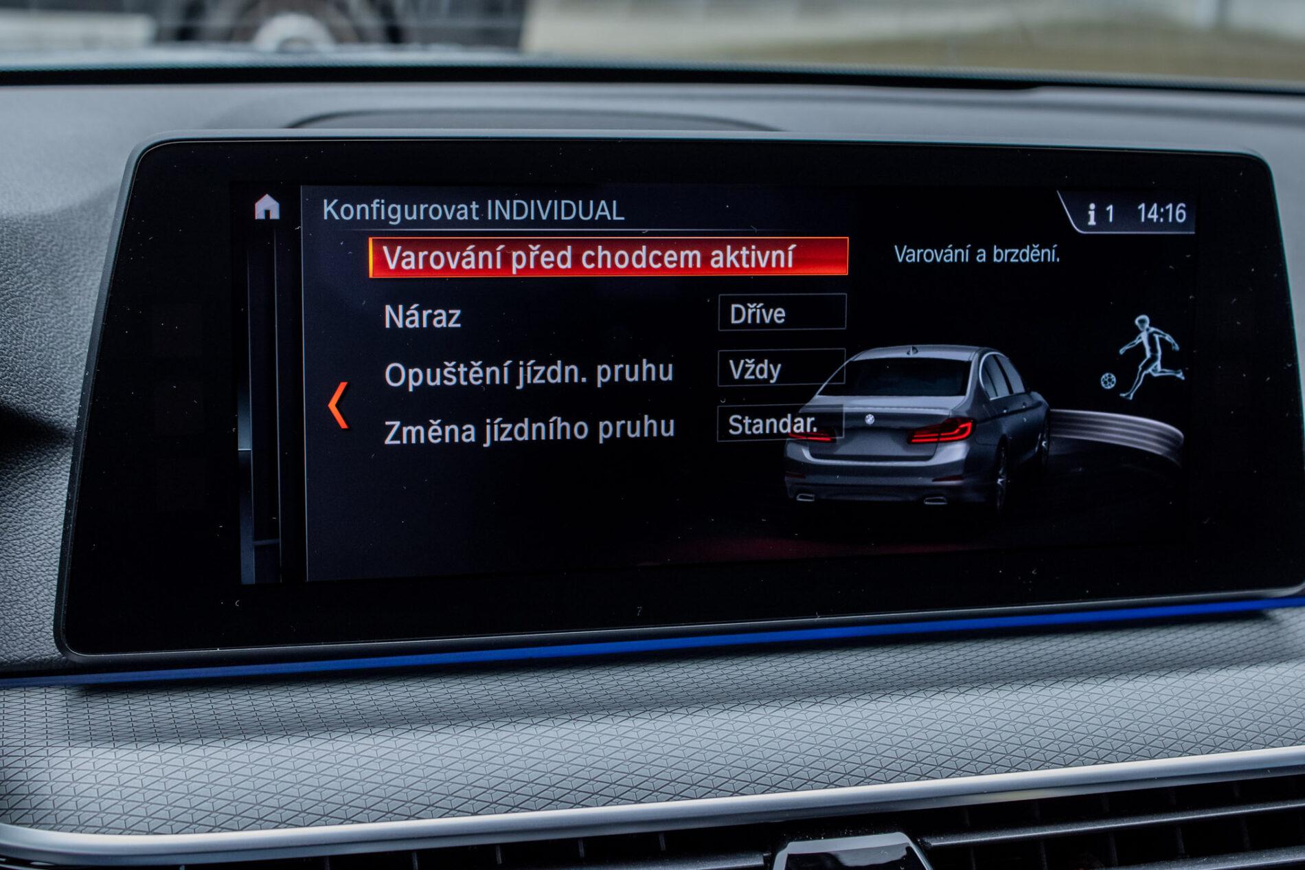 2017 BMW 530d, sivá sedan, 236 225 km