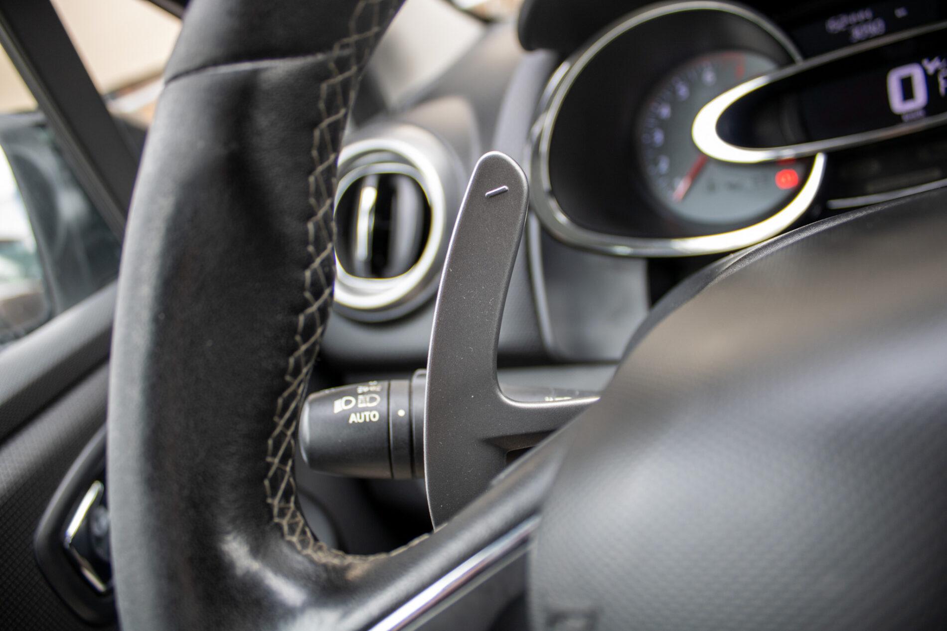 2015 Renault Clio RS, biela hatchback, 152 444 km