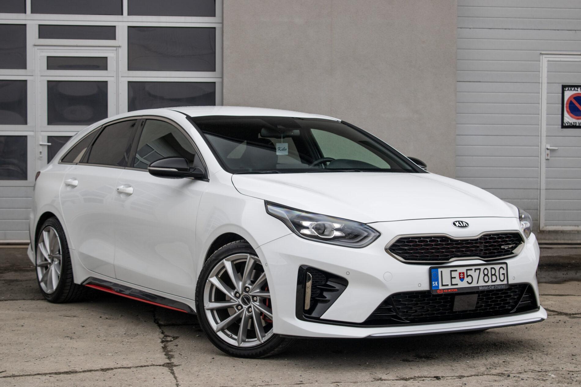 2019 Kia ProCeed GT, biela kombi, 35 892 km