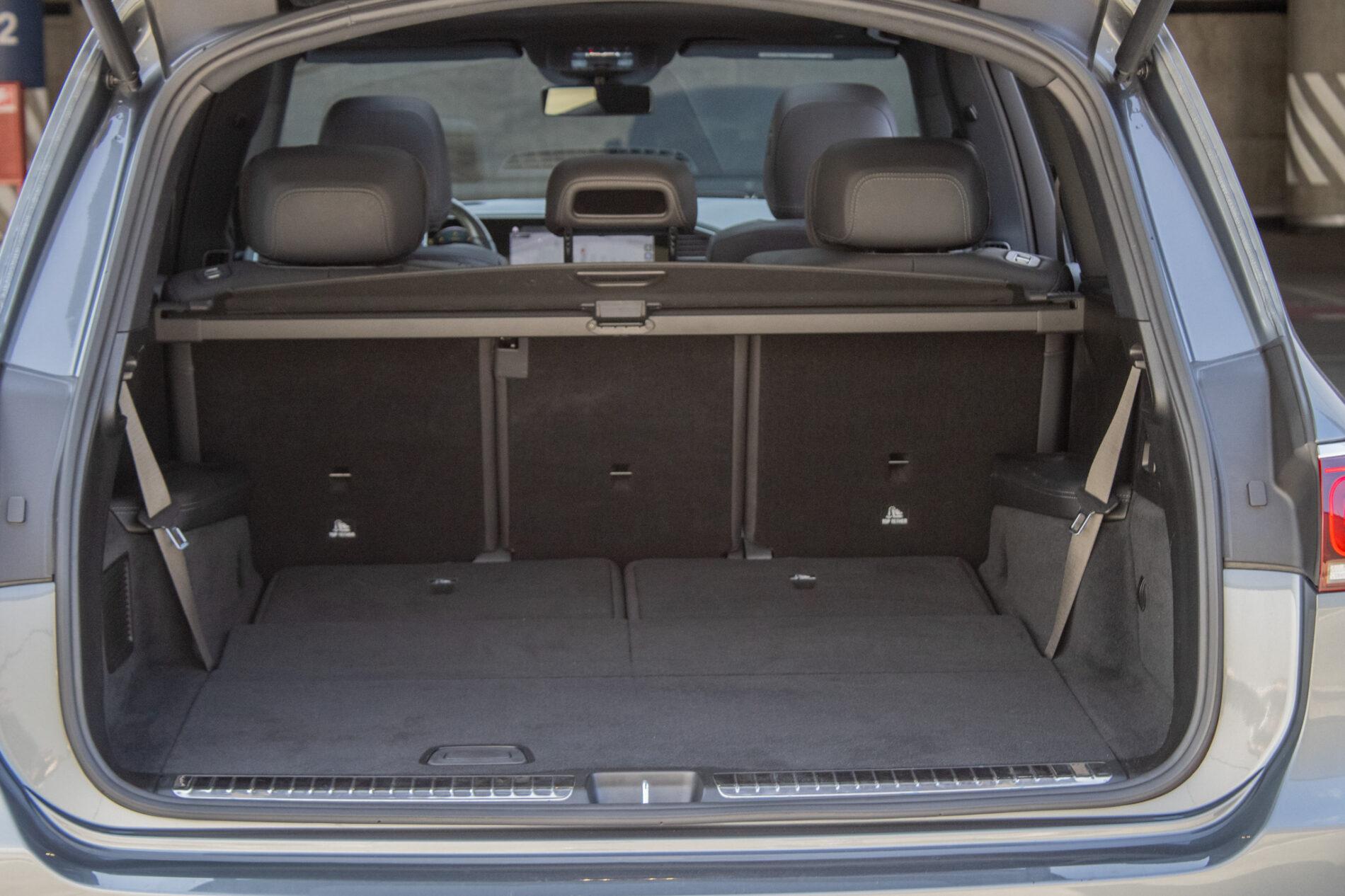 2020 Mercedes-Benz GLS 400d, sivá suv, 126 364 km