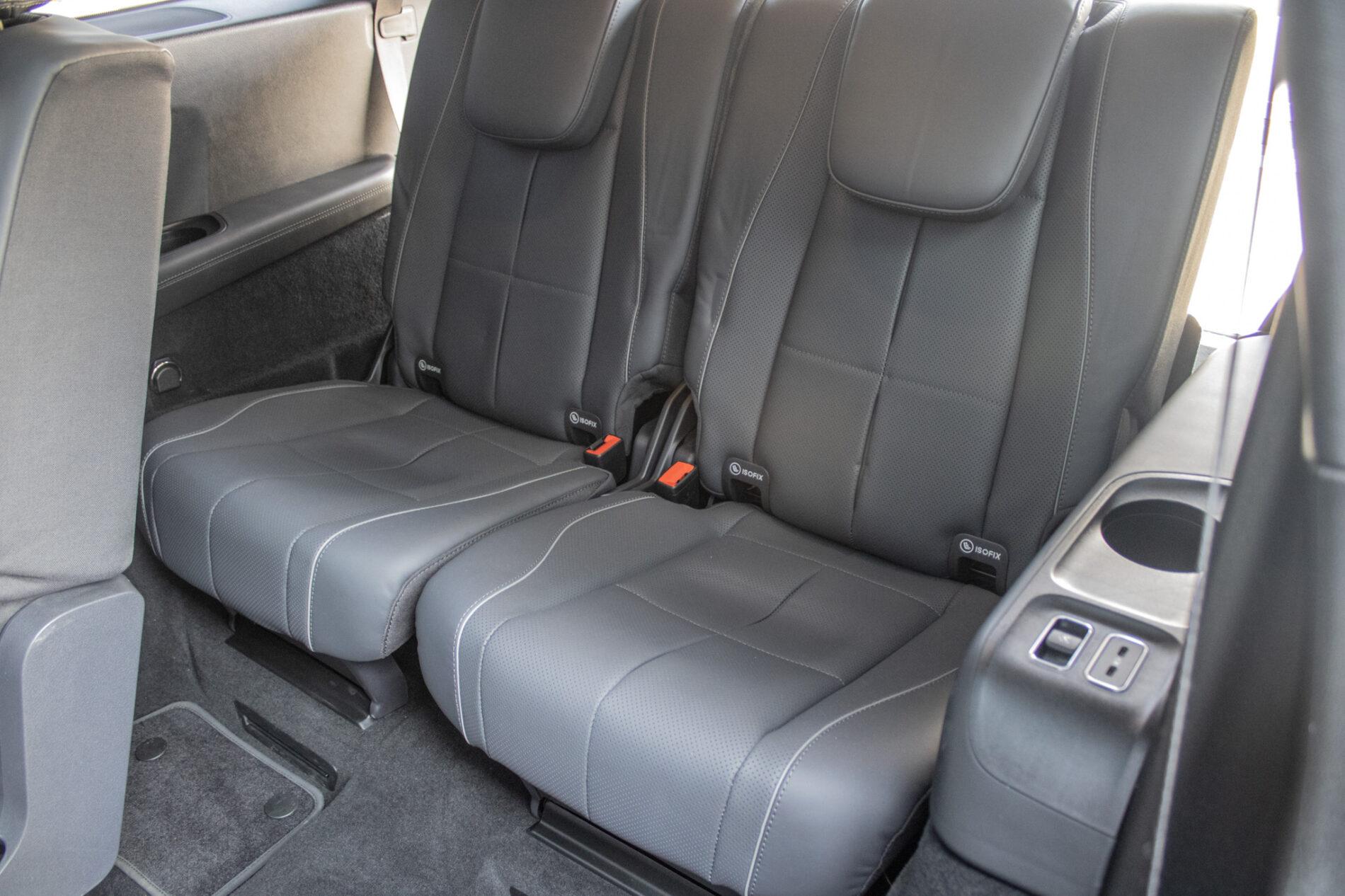 2020 Mercedes-Benz GLS 400d, sivá suv, 126 364 km