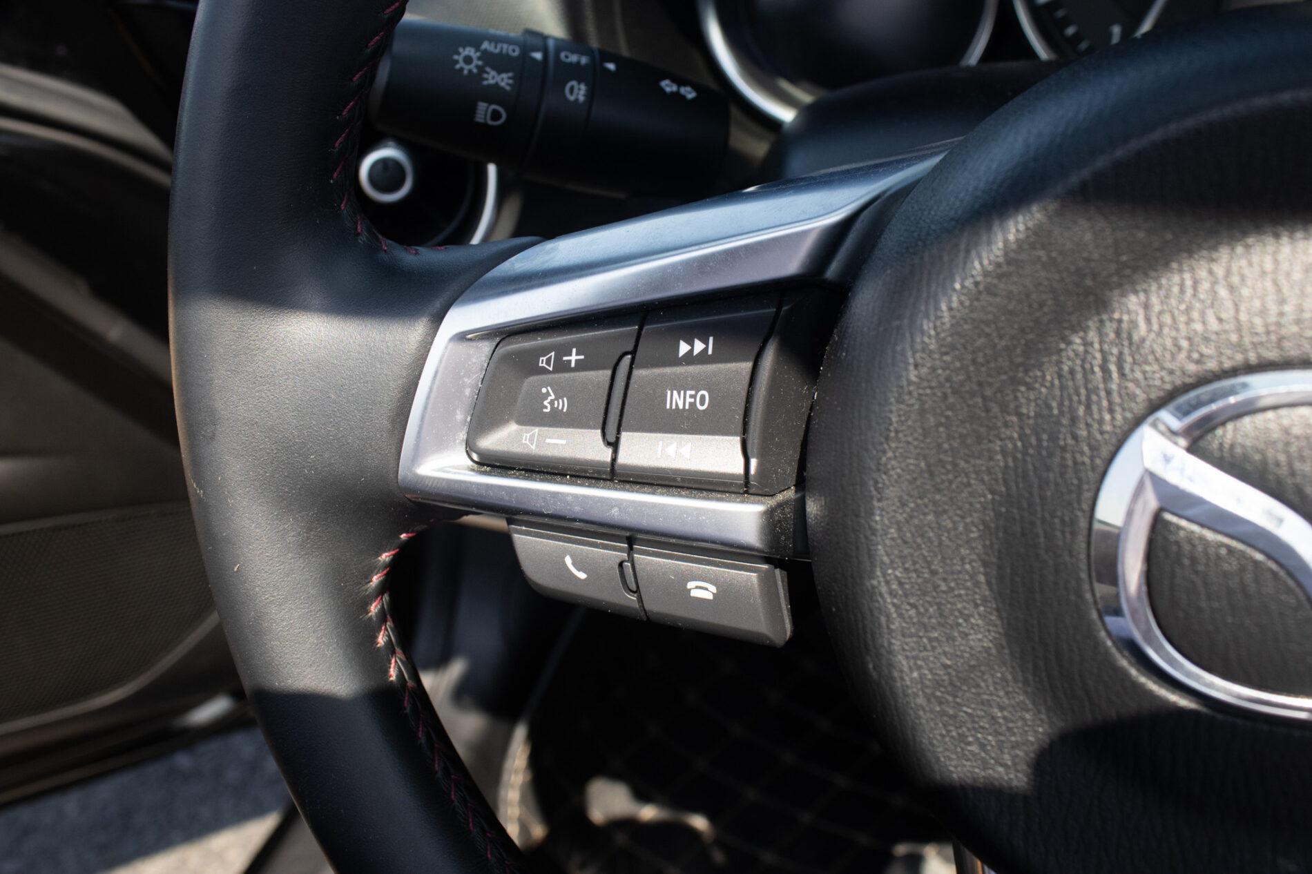 2018 Mazda MX-5 (ND), čierna kabriolet, 22 946 km
