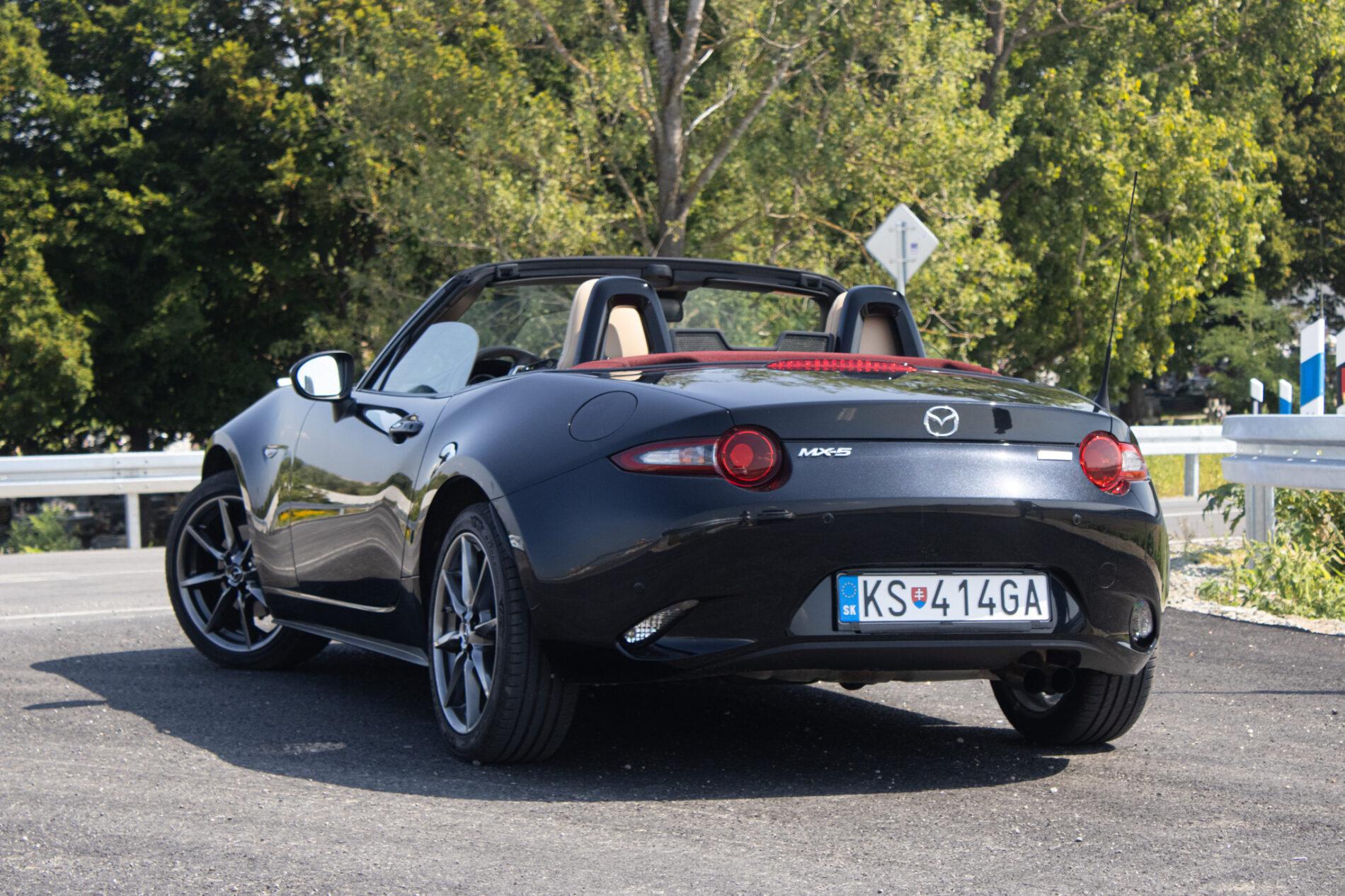 2018 Mazda MX-5 (ND), čierna kabriolet, 22 946 km