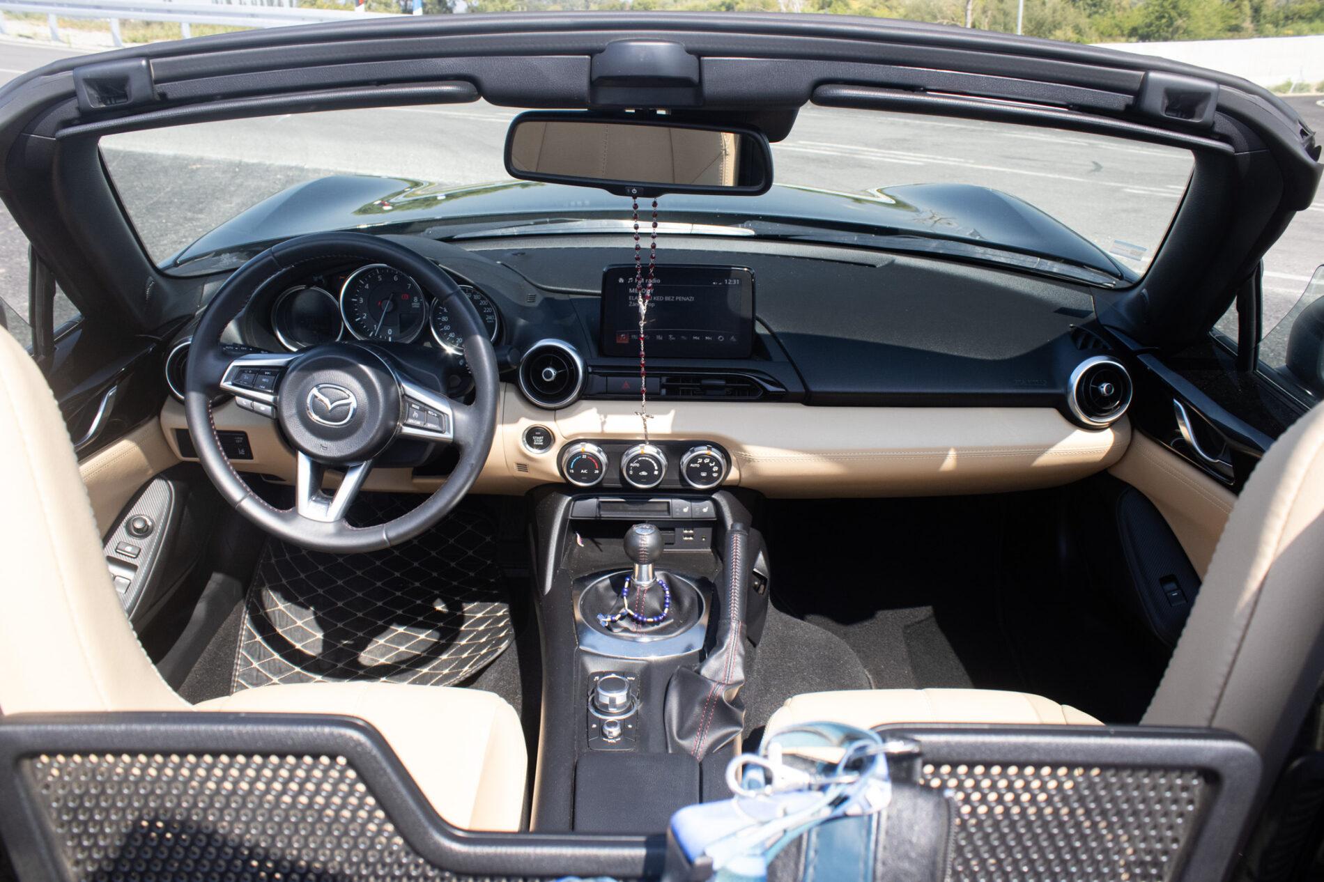 2018 Mazda MX-5 (ND), čierna kabriolet, 22 946 km