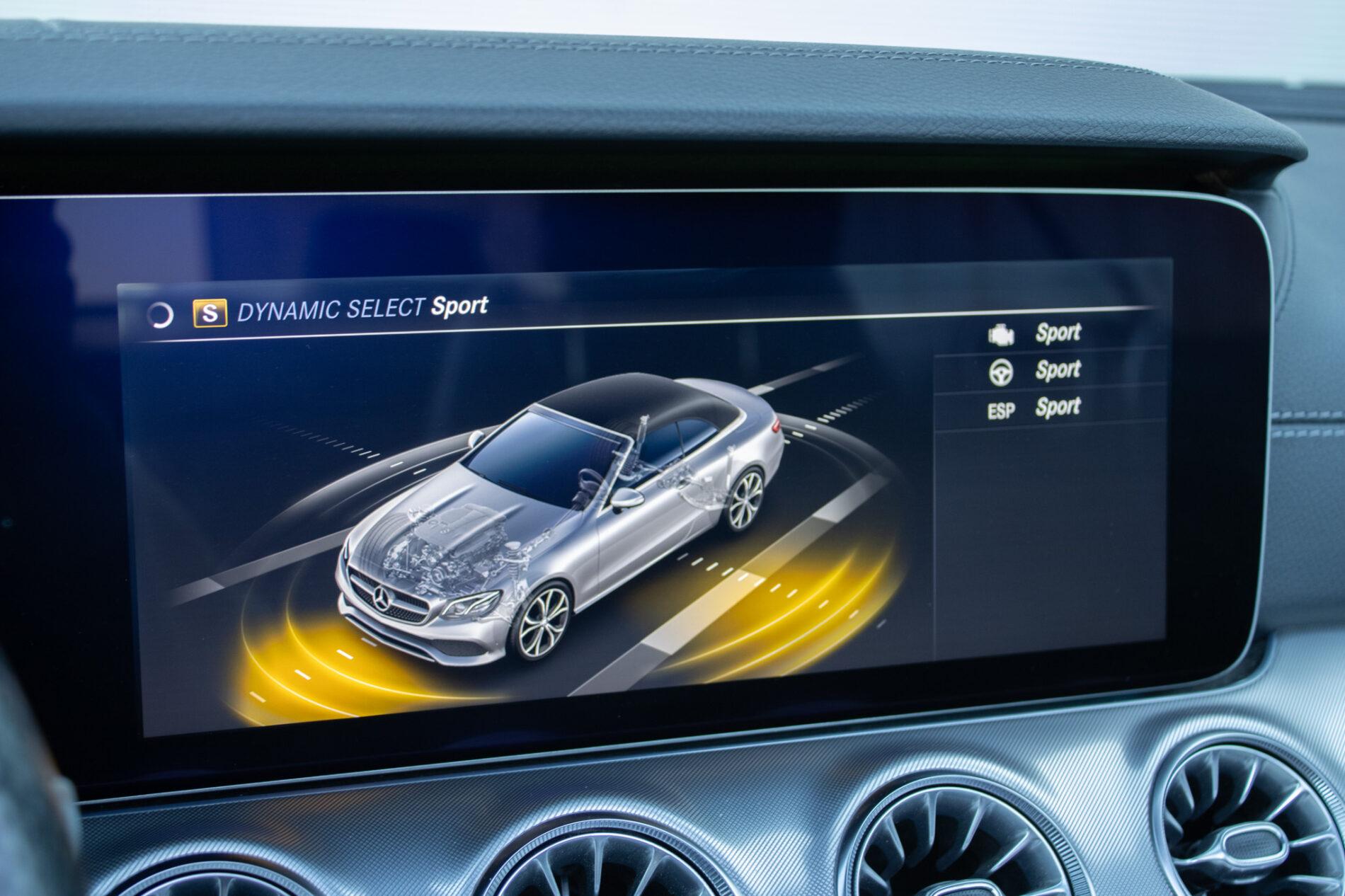 2018 Mercedes-Benz E 400, čierna kabriolet, 73 600 km