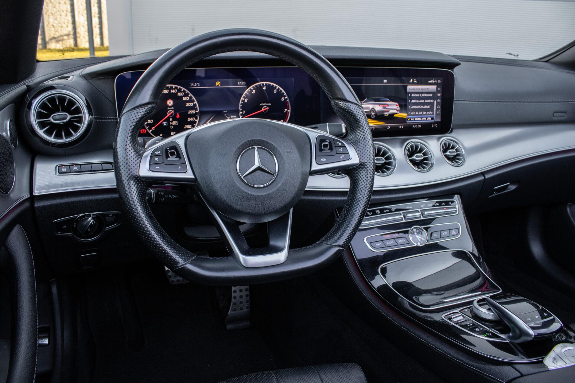 2018 Mercedes-Benz E 400, čierna kabriolet, 73 600 km