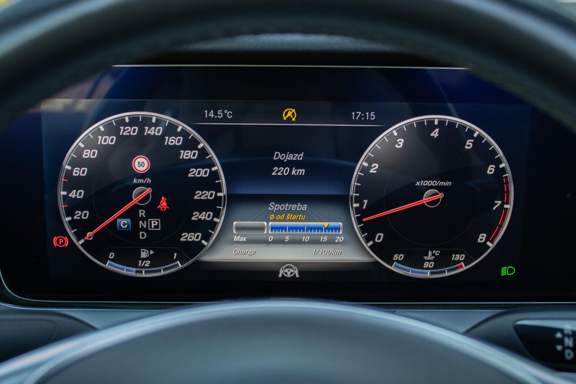 2018 Mercedes-Benz E 400, čierna kabriolet, 73 600 km