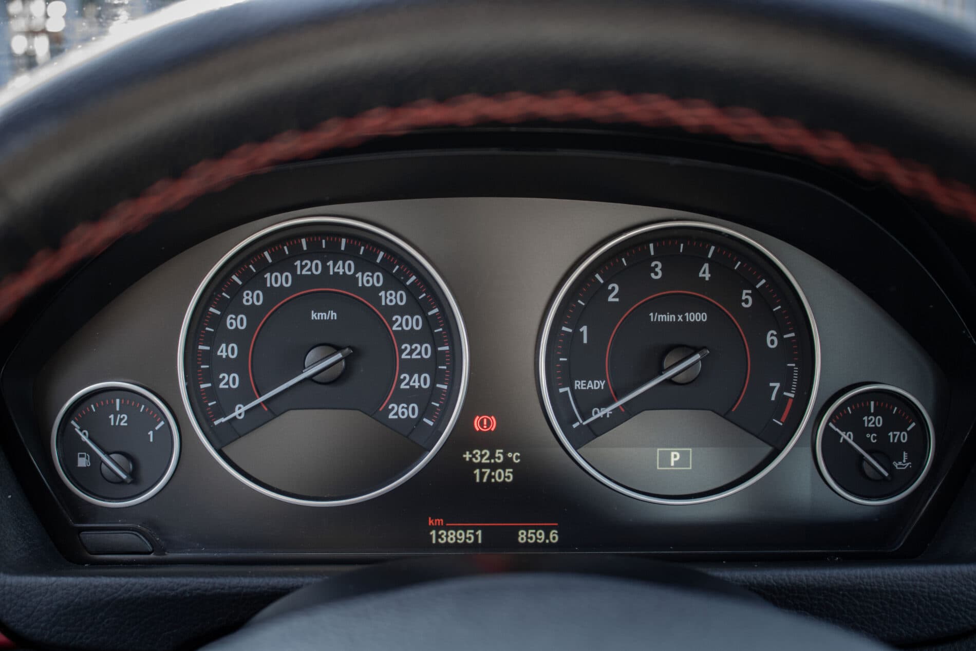 2012 BMW 328i, čierna sedan, 138 951 km