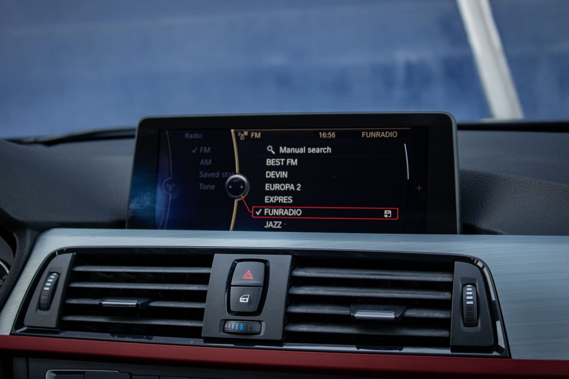 2012 BMW 328i, čierna sedan, 138 951 km