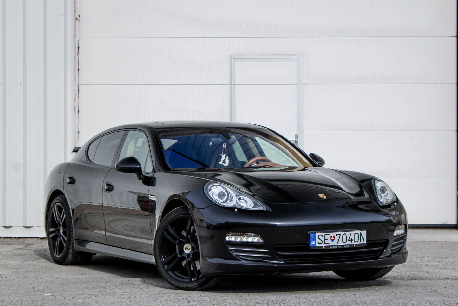 2010 Porsche Panamera S / 4S, čierna sedan, 264 126 km