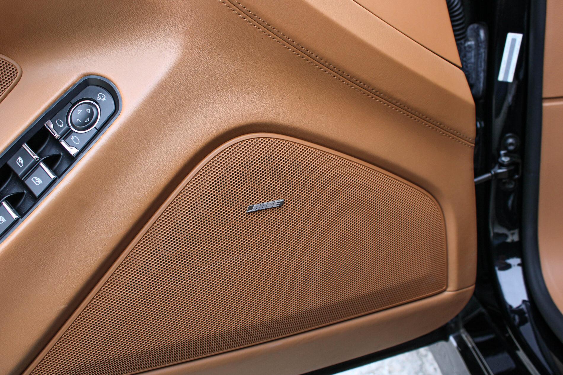2010 Porsche Panamera S / 4S, čierna sedan, 264 126 km