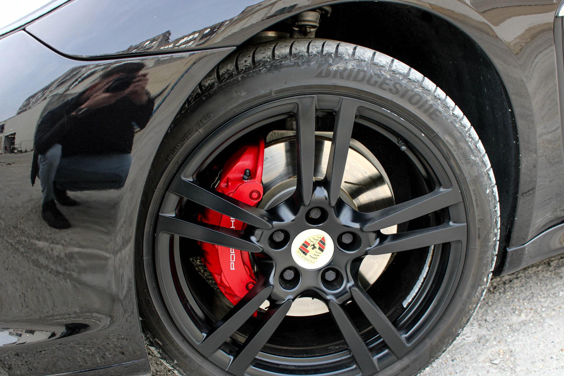 2010 Porsche Panamera S / 4S, čierna sedan, 264 126 km