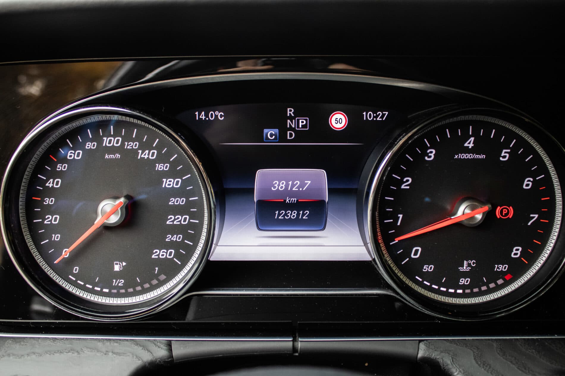 2017 Mercedes-Benz E 400, čierna kombi, 123 812 km