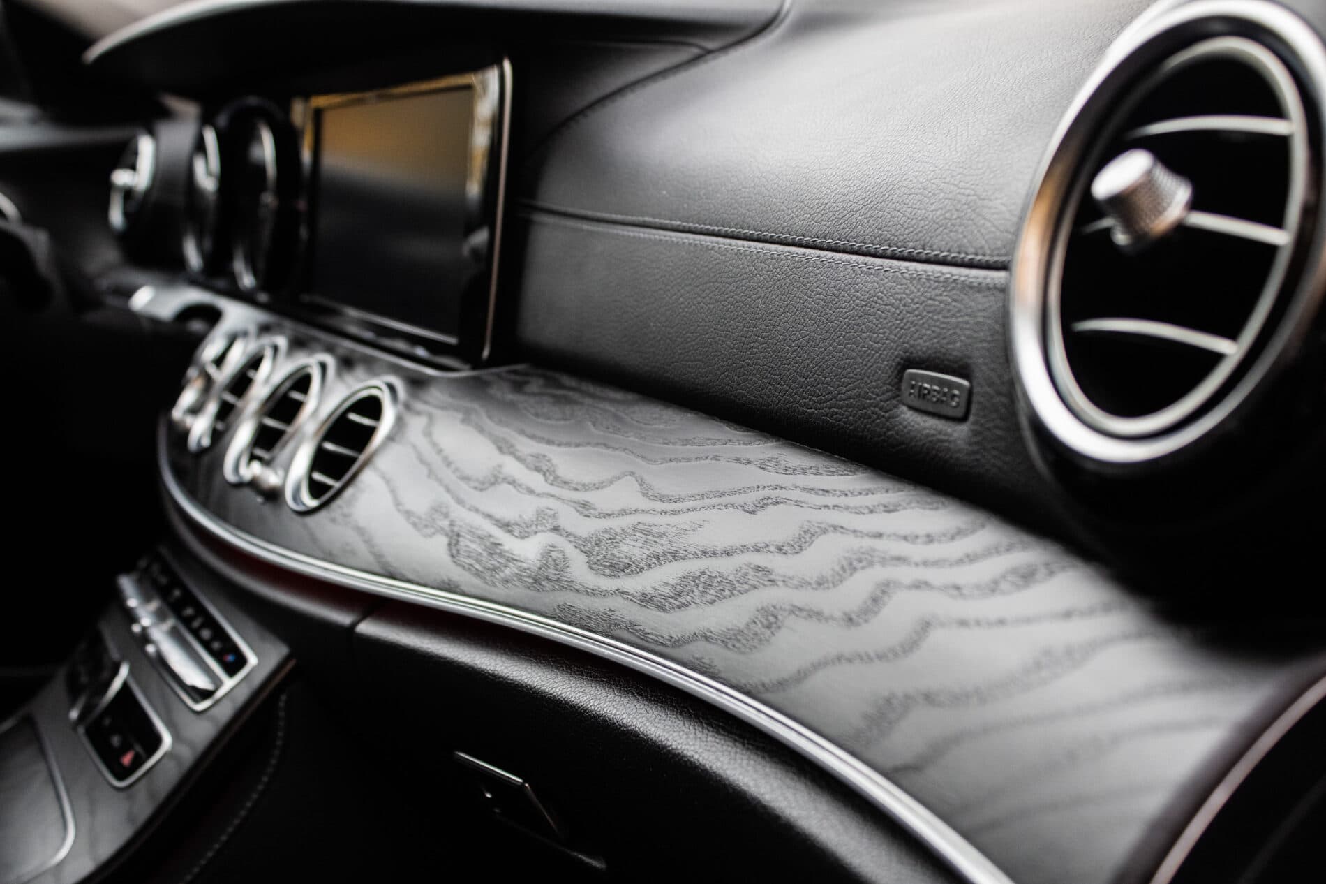 2017 Mercedes-Benz E 400, čierna kombi, 123 812 km
