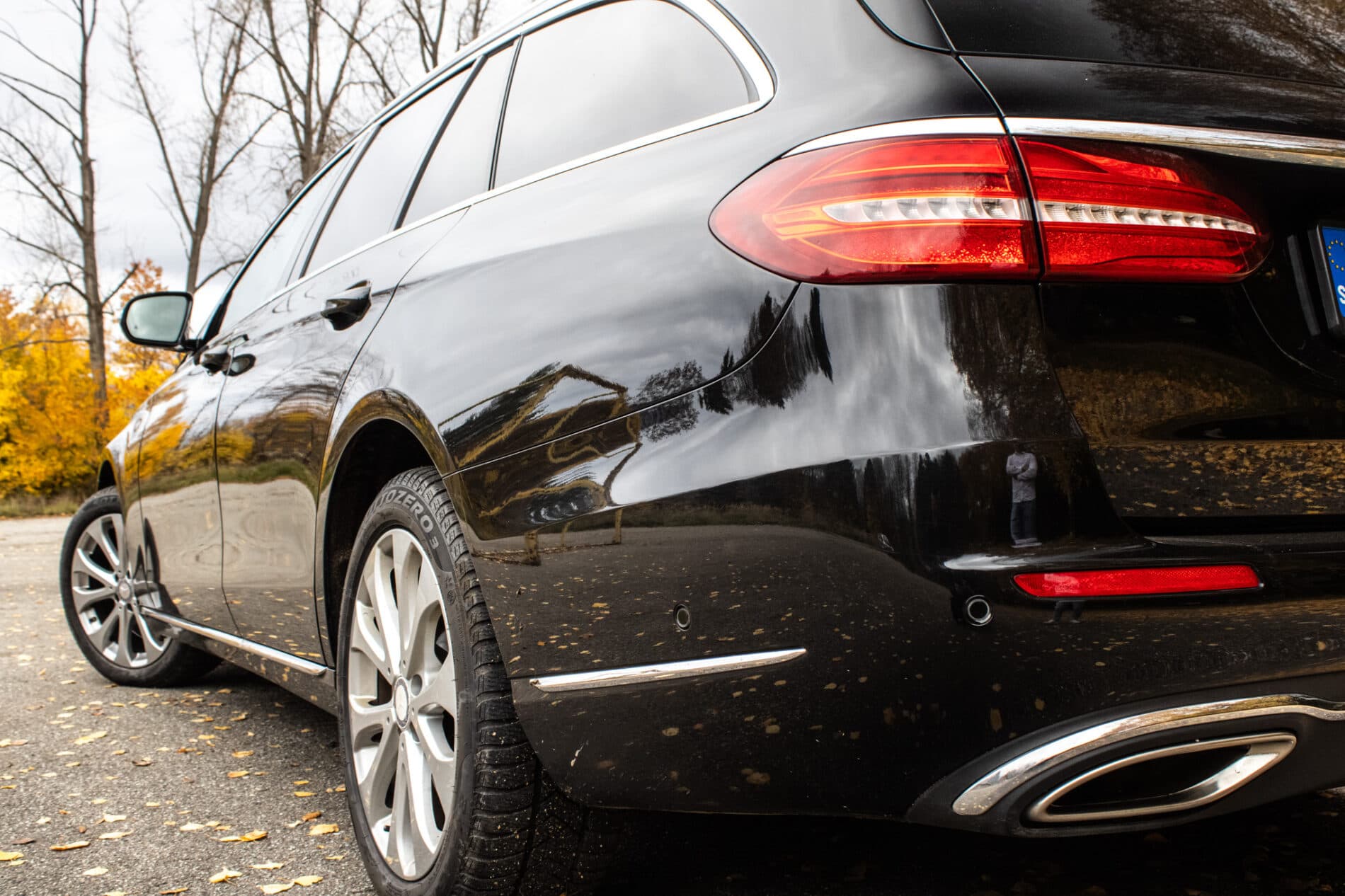 2017 Mercedes-Benz E 400, čierna kombi, 123 812 km