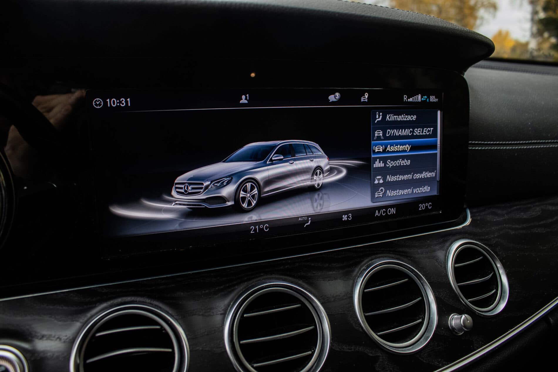 2017 Mercedes-Benz E 400, čierna kombi, 123 812 km