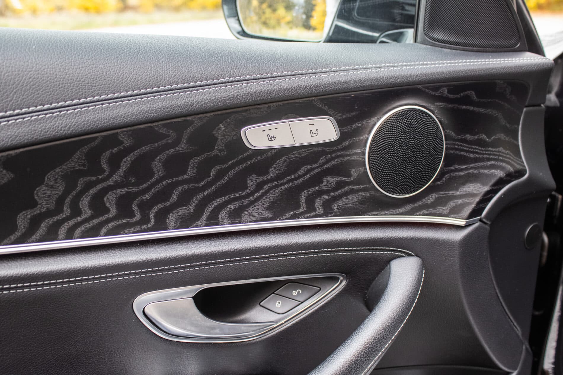 2017 Mercedes-Benz E 400, čierna kombi, 123 812 km