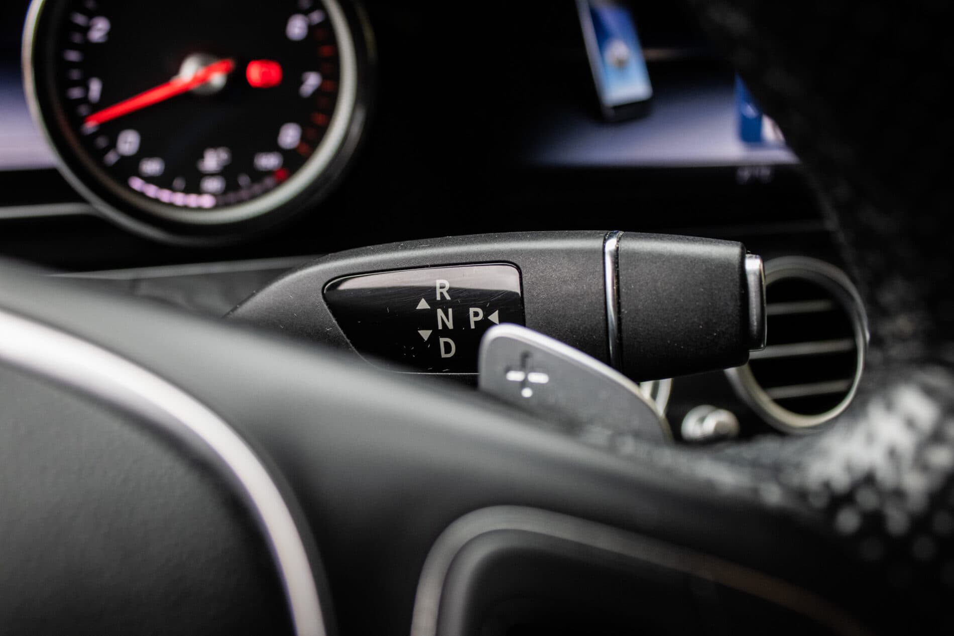 2017 Mercedes-Benz E 400, čierna kombi, 123 812 km