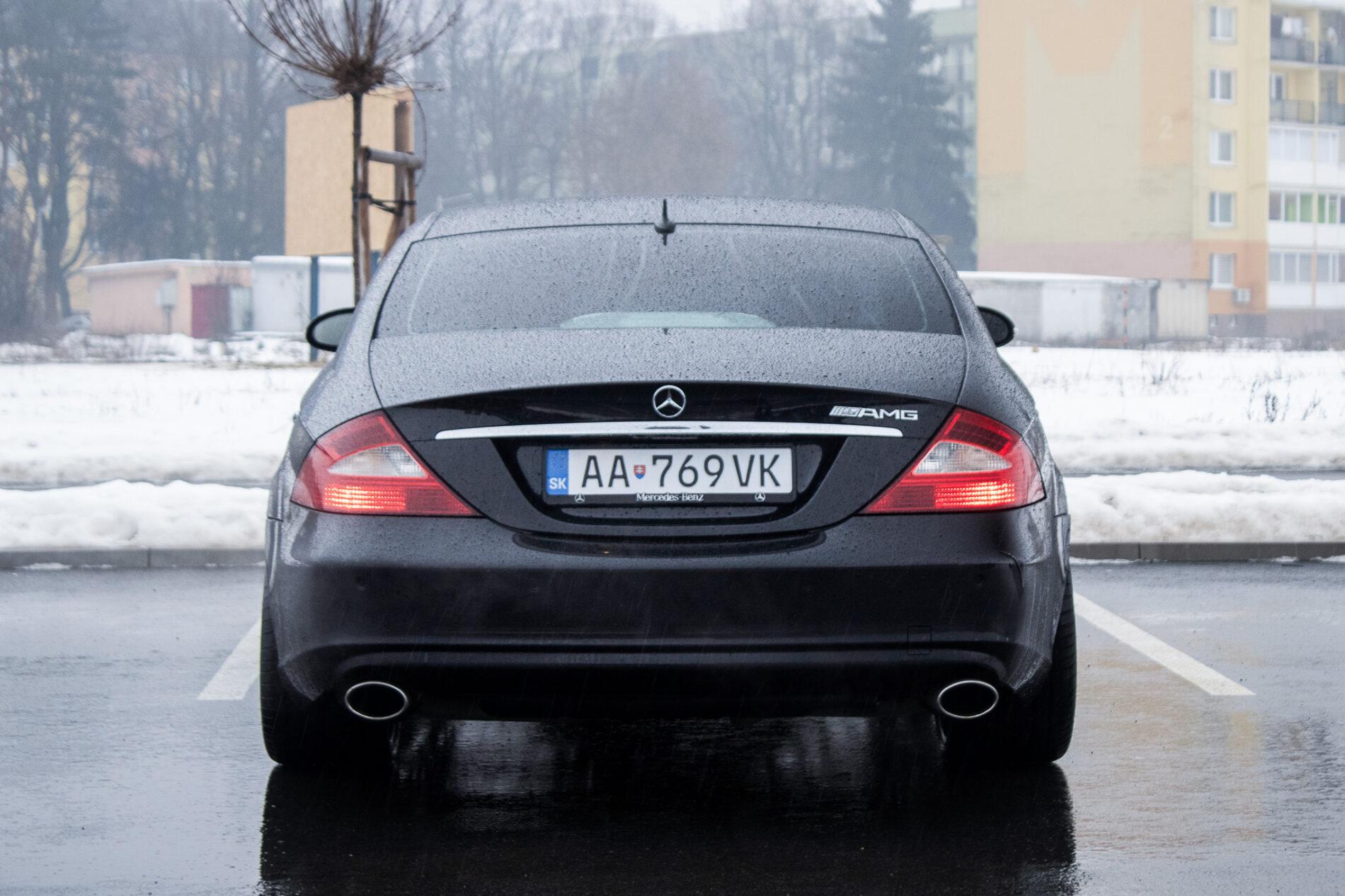 2005 Mercedes-Benz CLS 350, čierna sedan, 190 126 km