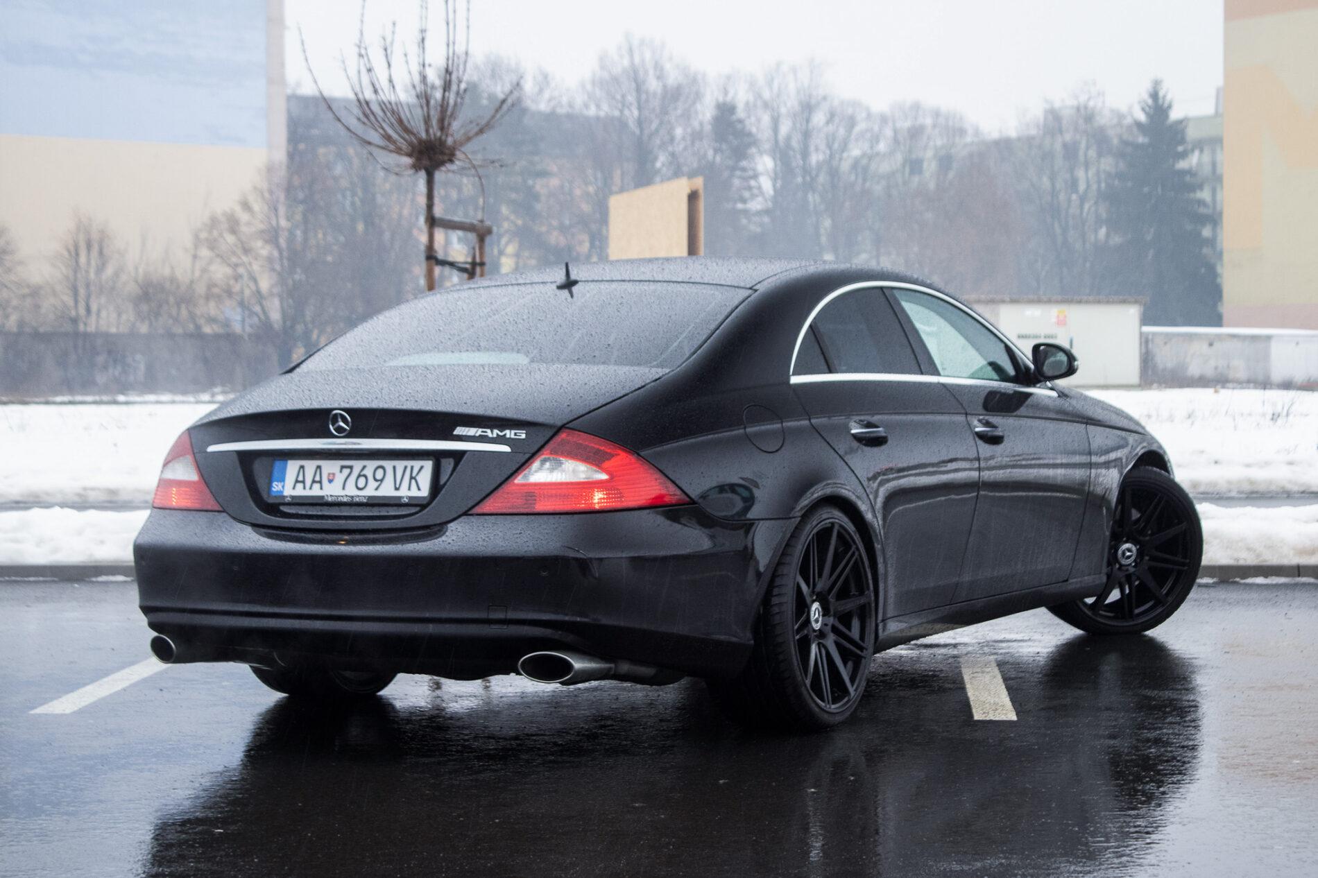 2005 Mercedes-Benz CLS 350, čierna sedan, 190 126 km