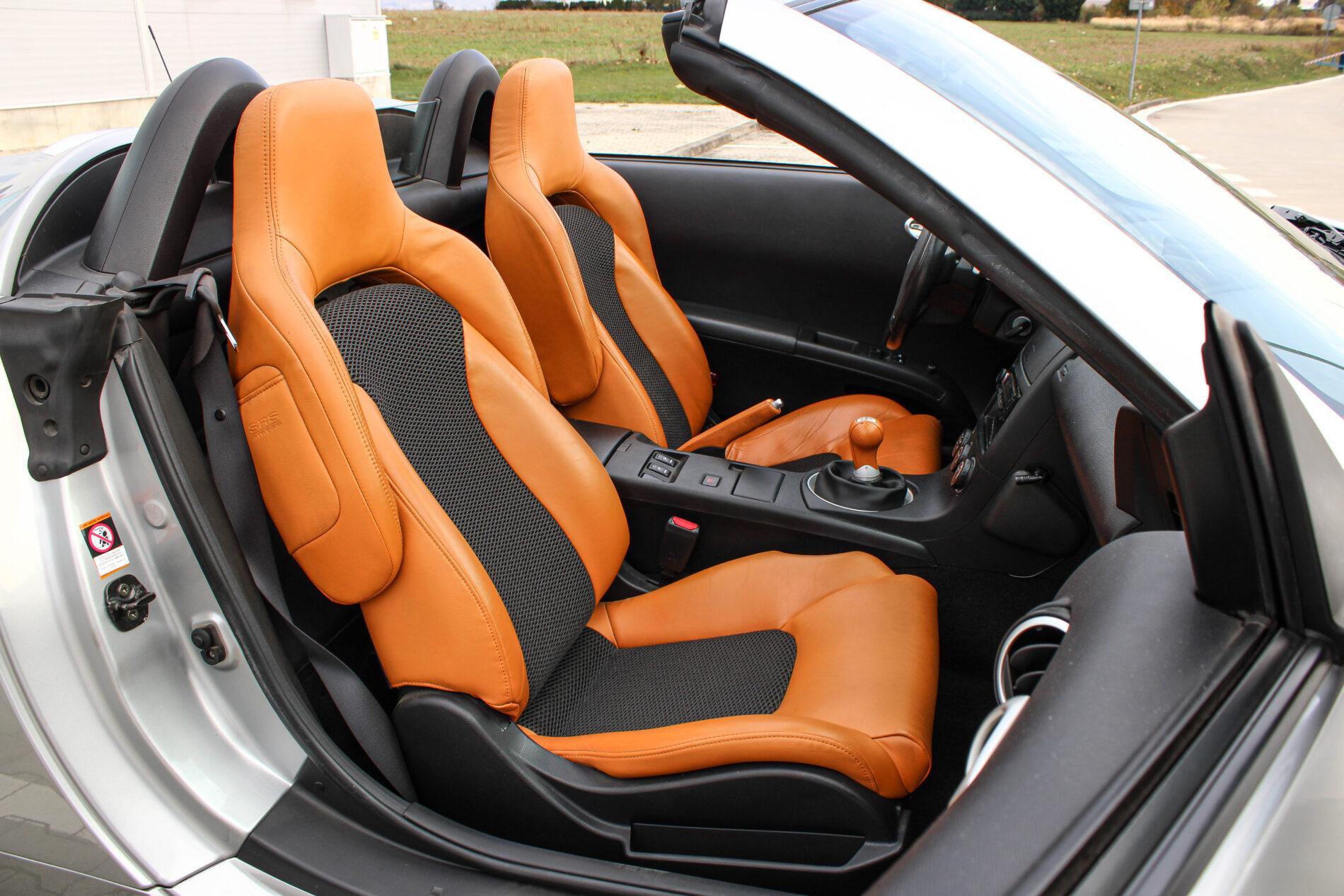 2005 Nissan 350Z, strieborná kabriolet, 36 427 km