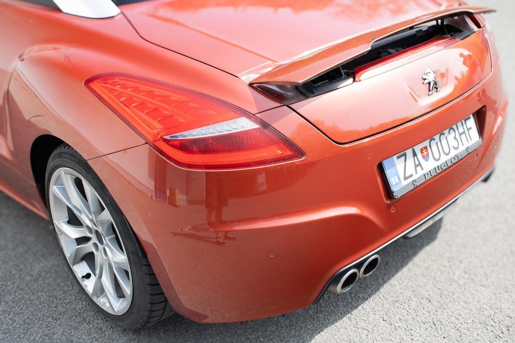 2011 Peugeot RCZ, oranžová kupé, 67 721 km