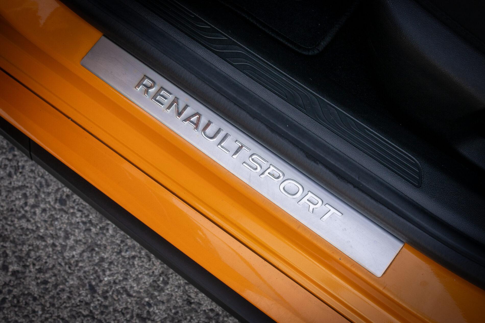 2018 Renault Mégane RS, oranžová hatchback, 146 153 km