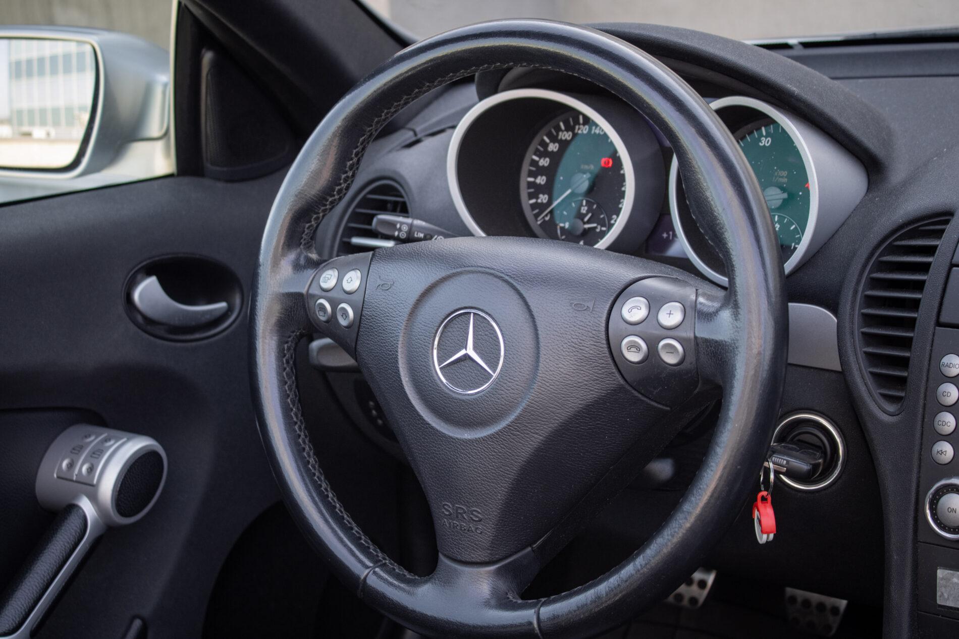2006 Mercedes-Benz SLK 200 Komp., strieborná kabriolet, 87 500 km