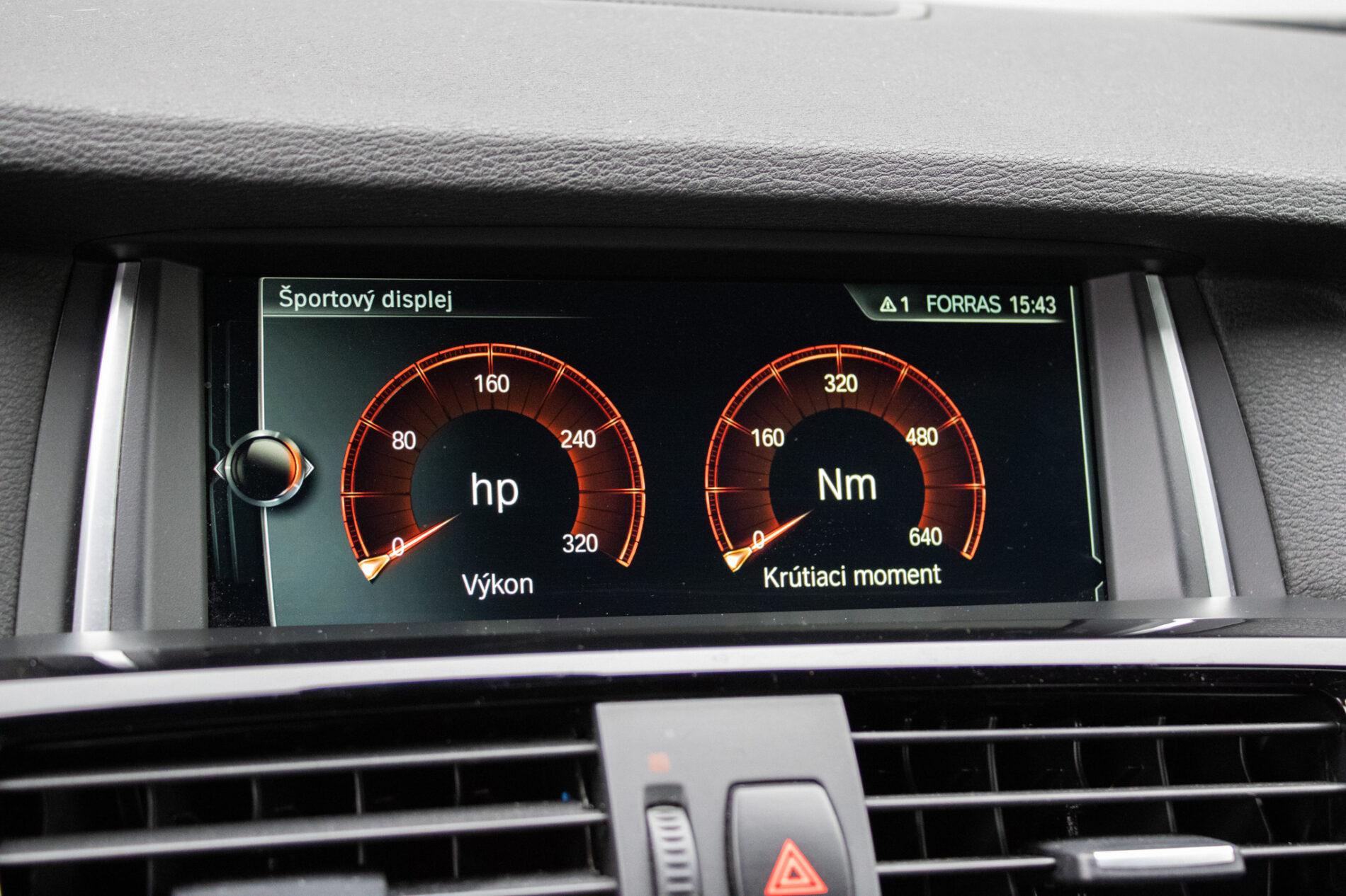 2018 BMW X4 35d, strieborná suv, 128 717 km