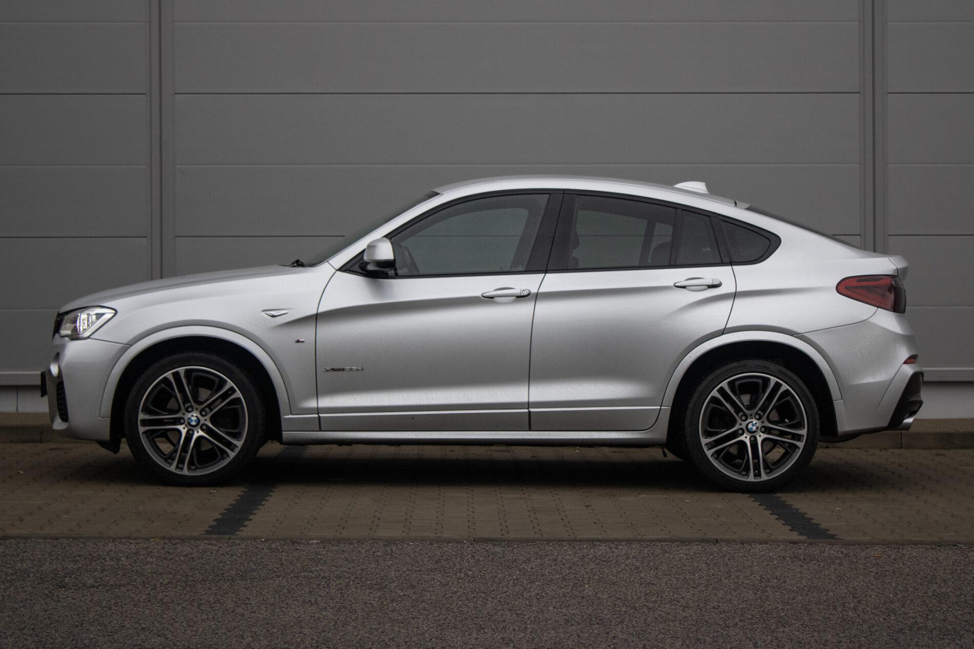 2018 BMW X4 35d, strieborná suv, 128 717 km