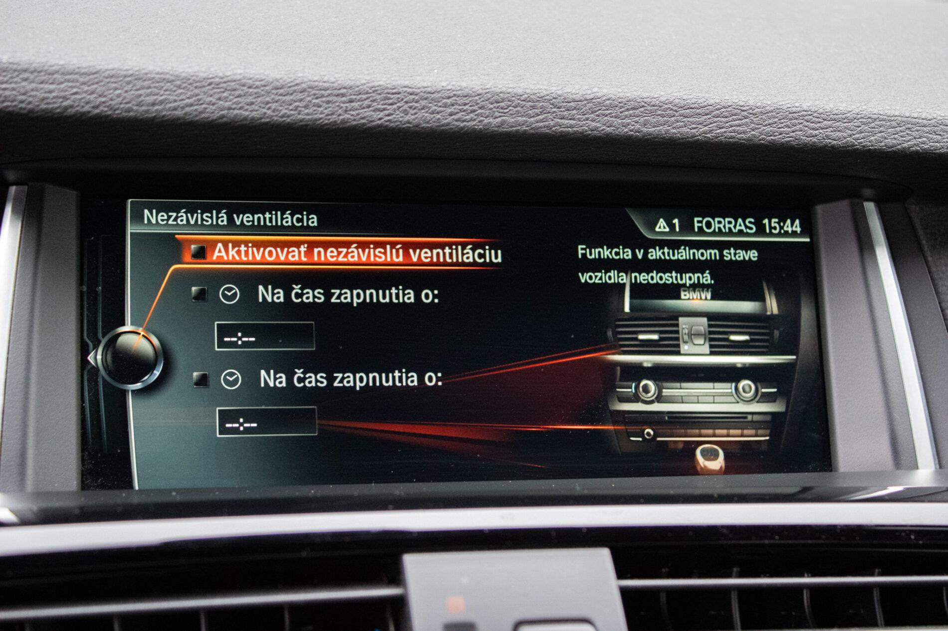 2018 BMW X4 35d, strieborná suv, 128 717 km