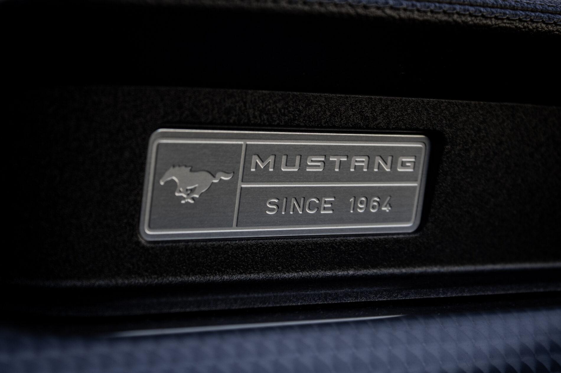 2016 Ford Mustang GT, čierna kupé, 84 537 km