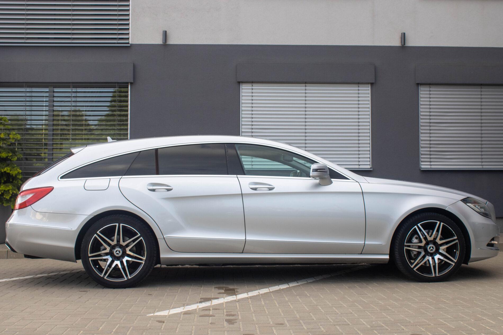 2013 Mercedes-Benz CLS 350 CDI, sivá kombi, 256 400 km